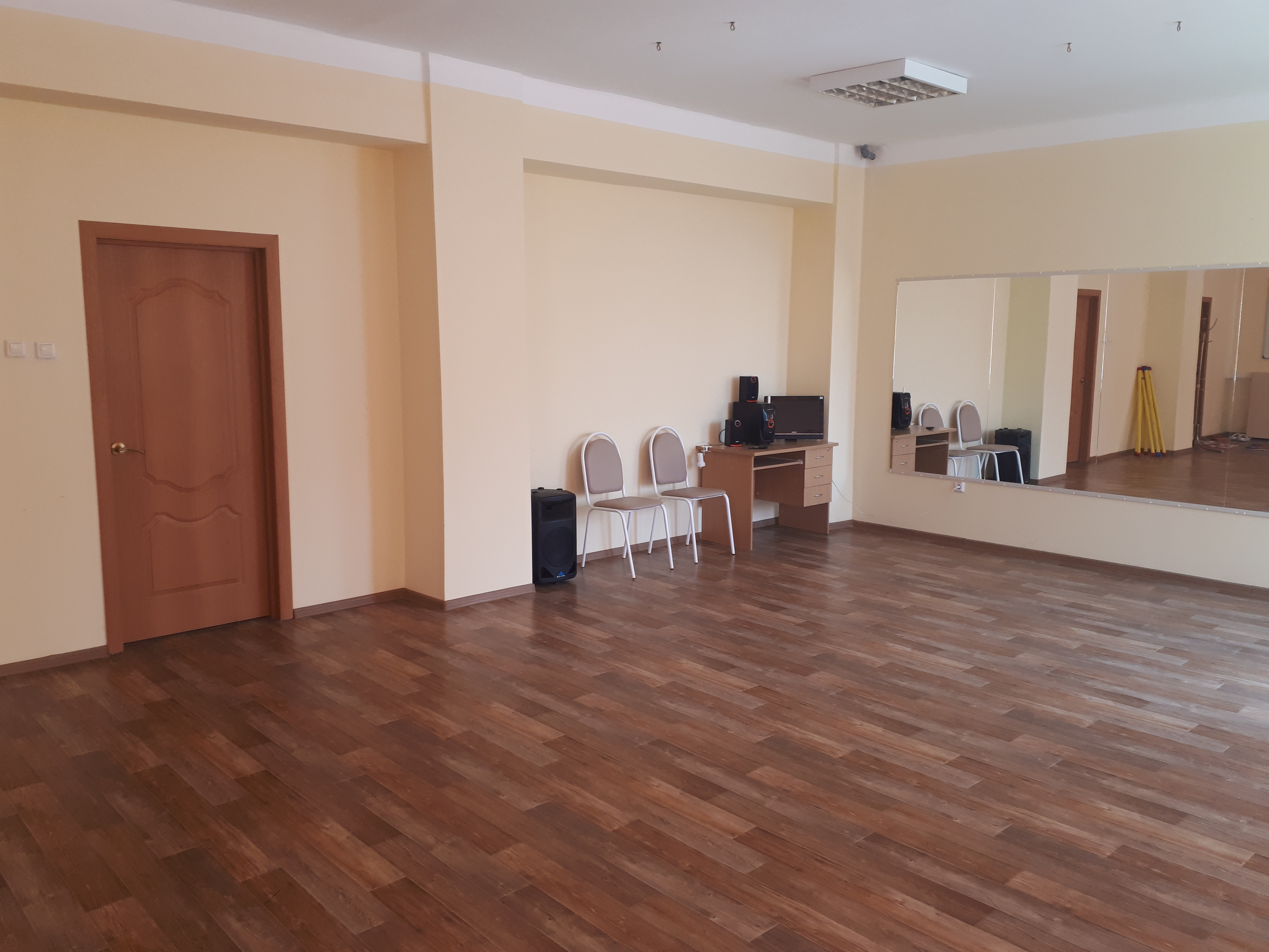 Помещение № 72 на 2 этаже площадью 62,3 кв.м. по адресу: 442890, Пензенская область, г. Сердобск, ул. Островского, зд.10В