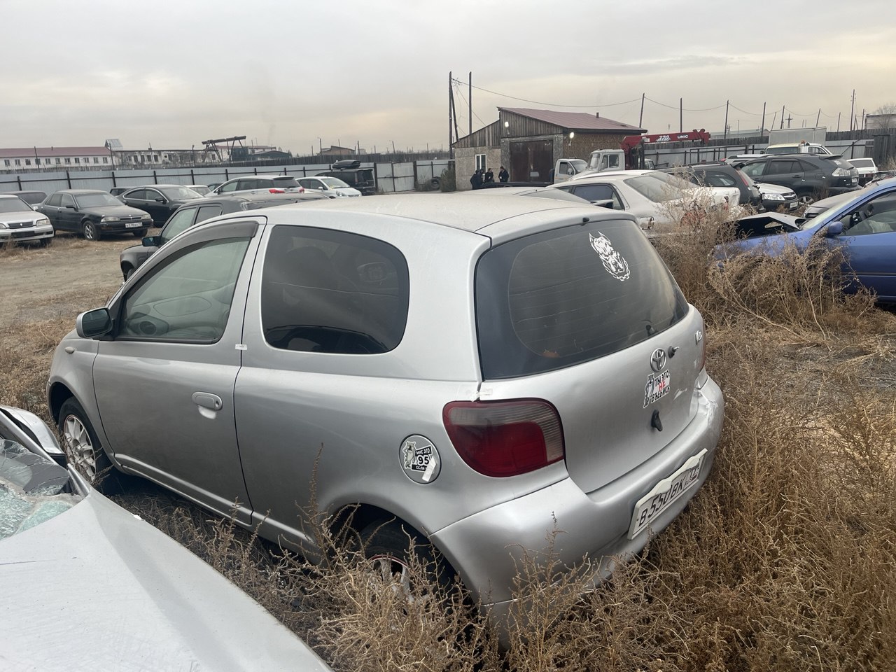 Транспортное средство марки «Toyota Vitz», 2000 г.в., с государственным регистрационным номером В550ВК17.