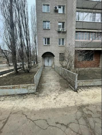 Нежилое встроенное помещение I в лит. А, назначение: нежилое, этаж № 1, площадью 429,0 кв.м., кадастровый номер 36:34:0305005:4107, расположенное по адресу: г. Воронеж, ул. Туполева, д. 20, назначение использования – деятельность, не запрещенная законом*