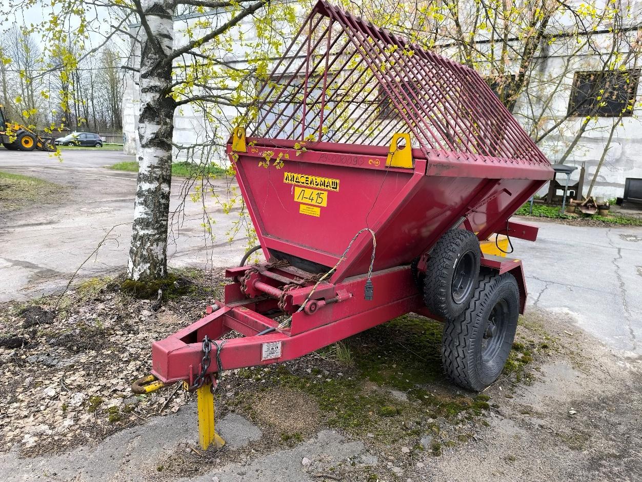 Gрицеп – разбрасыватель песка Л-415