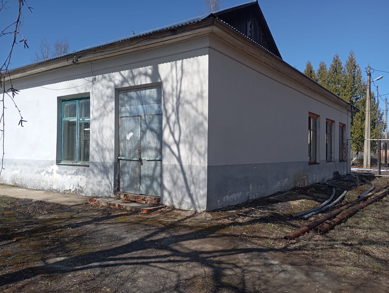 Нежилое помещение № 1 ,кадастровый номер 71:02:040102:799,площадью 45,6 кв.м.,расположенное на 1 этаже здания по адресу: Тульская область Арсеньевский район п.Центральный ул.Рабочая д.4а