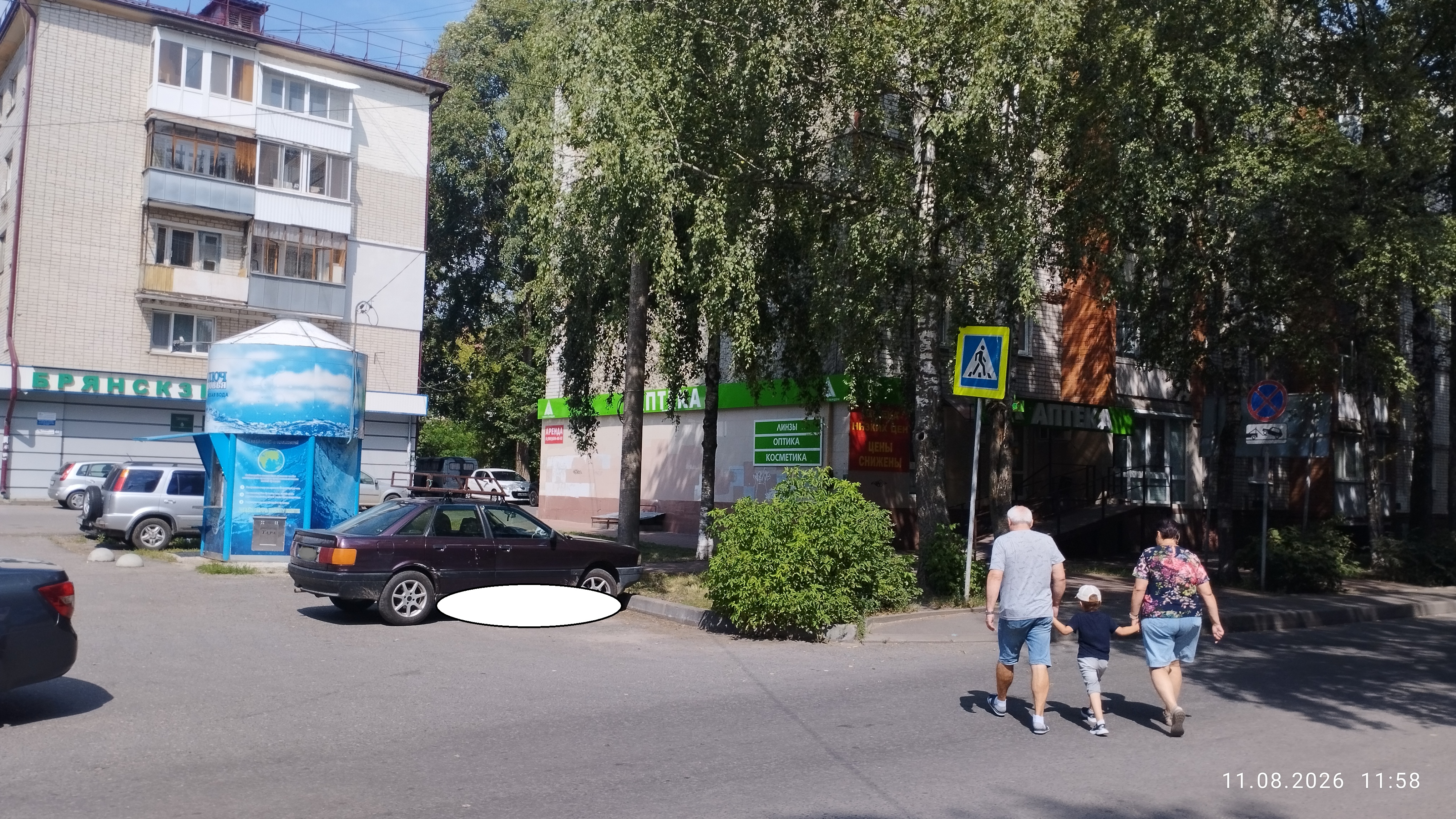 Право заключения договора на размещение нестационарного торгового объекта на территории города Брянска по Советскому району, место в Схеме № 51.10, павильон по адресному ориентиру: ул. Репина, о/д 16А, специализация - продовольственные товары