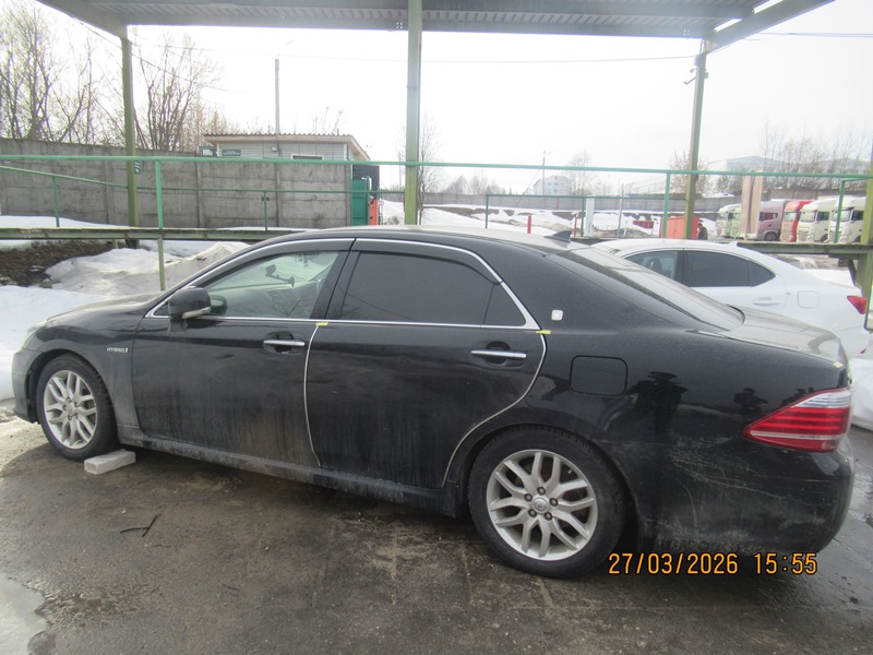 Лот №1 Легковой автомобиль TOYOTA GROWN HYBRID, номер В 107 ВОАВН (Республика Абхазия), 2010 г.в., идентификационный номер VIN GWS204-0018224, черного цвета. Правоустанавливающие документы отсутствуют, на территории Российской Федерации транспортное средство не зарегистрировано № АС ПИБИ 33-006993-1