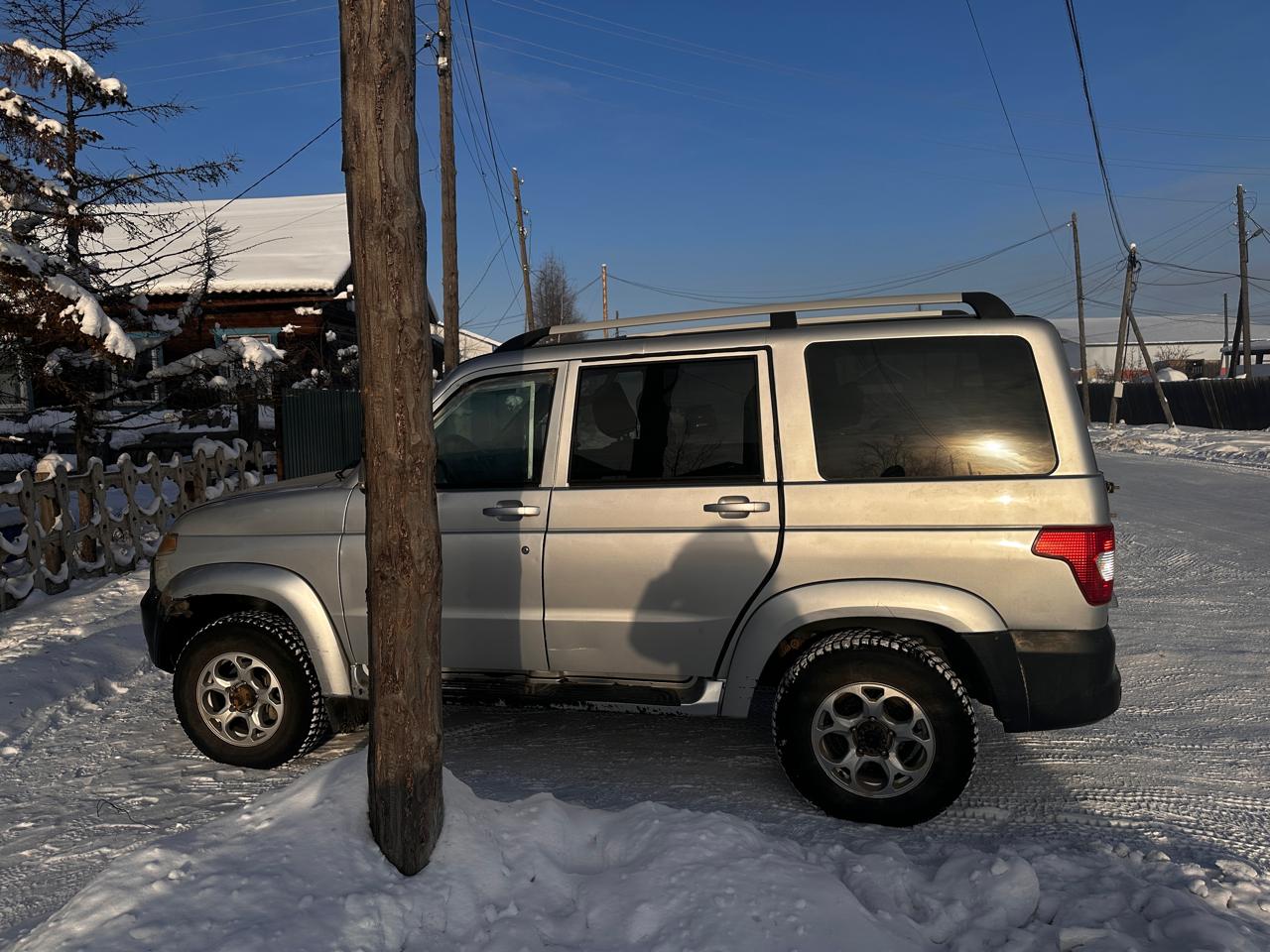 UAZ Patriot, 2018 г.в., серебристый металлик, г.н. Х993МВ14. Местонахождение: РС(Я), Амгинский р-н. Собственник ООО "АРЧЫН".