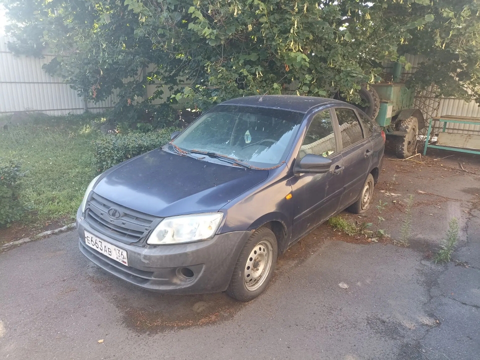 Автомобиль LADA GRANTA 219110