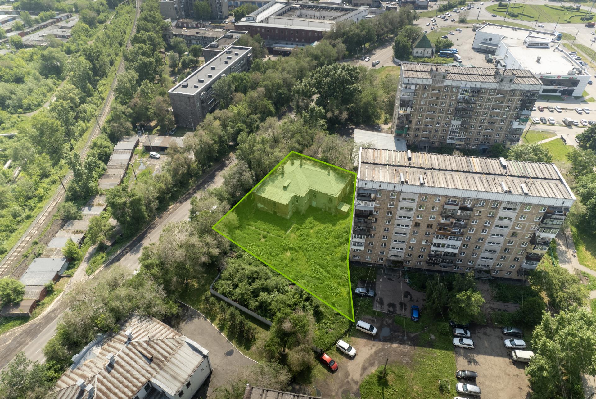Продажа находящегося в федеральной собственности объекта недвижимого имущества площадью 582,8 кв. метра (кадастровый номер 42:30:0102004:2829), являющегося объектом культурного наследия регионального значения, находящимся в неудовлетворительном состоянии с одновременным предоставлением в аренду земельного участка площадью 1 718 кв. метров, местоположение: Кемеровская область, г. Новокузнецк, ул. Народная, д. 5-А.