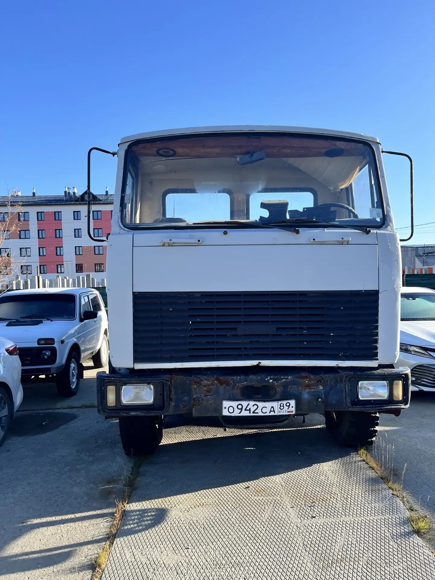 Автомобиль МАЗ-5551