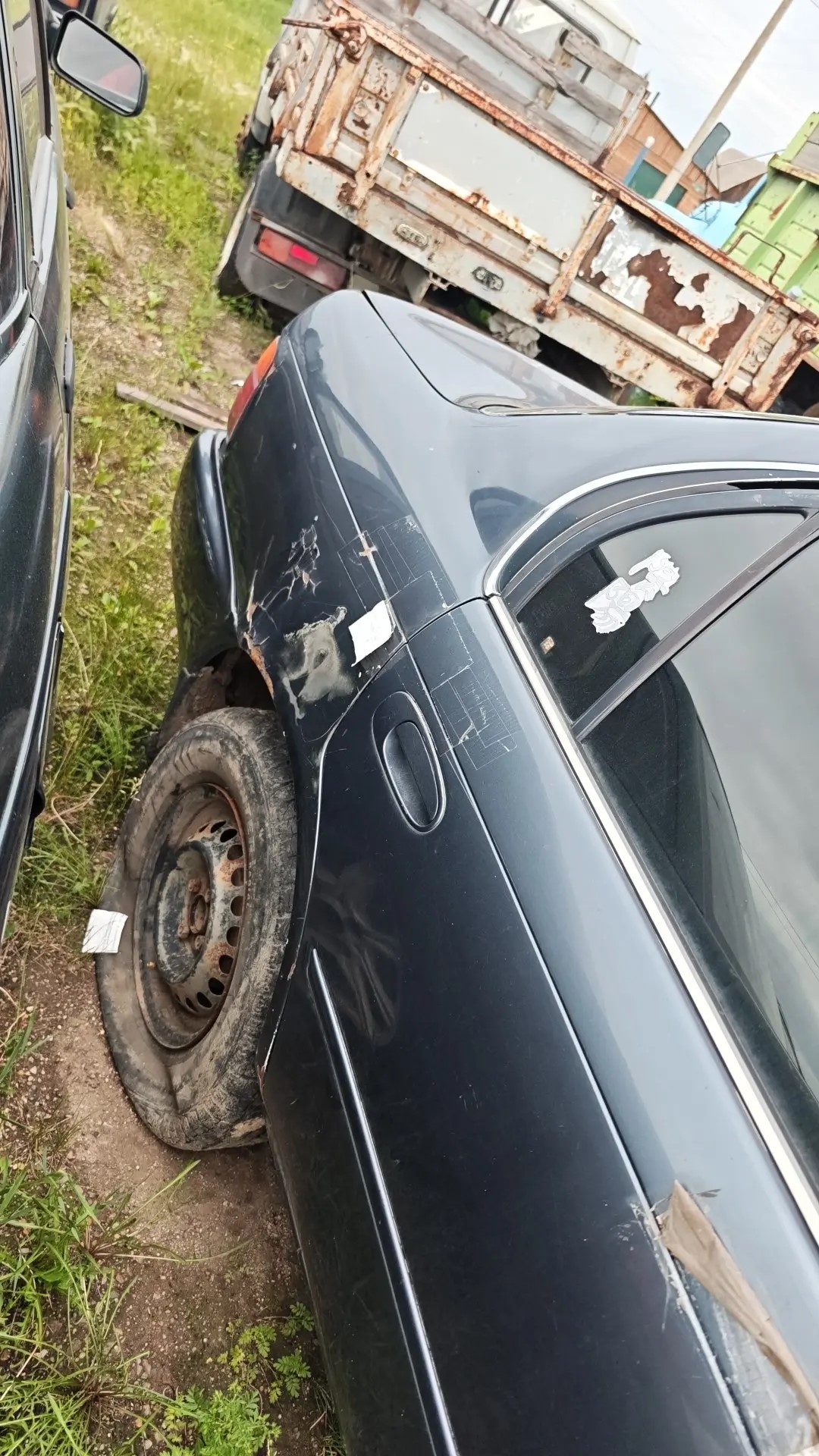 Автомобиль TOYOTA COROLLA, г/н М769ЕС124, 1992г.в., № кузова АЕ100-3134456. Рабочее состояние, и комплектность автомобиля не проверялось. Находится в г. Канск, данное имущество обращено в доход государства (Документы, ключи отсутствуют). (180/26)