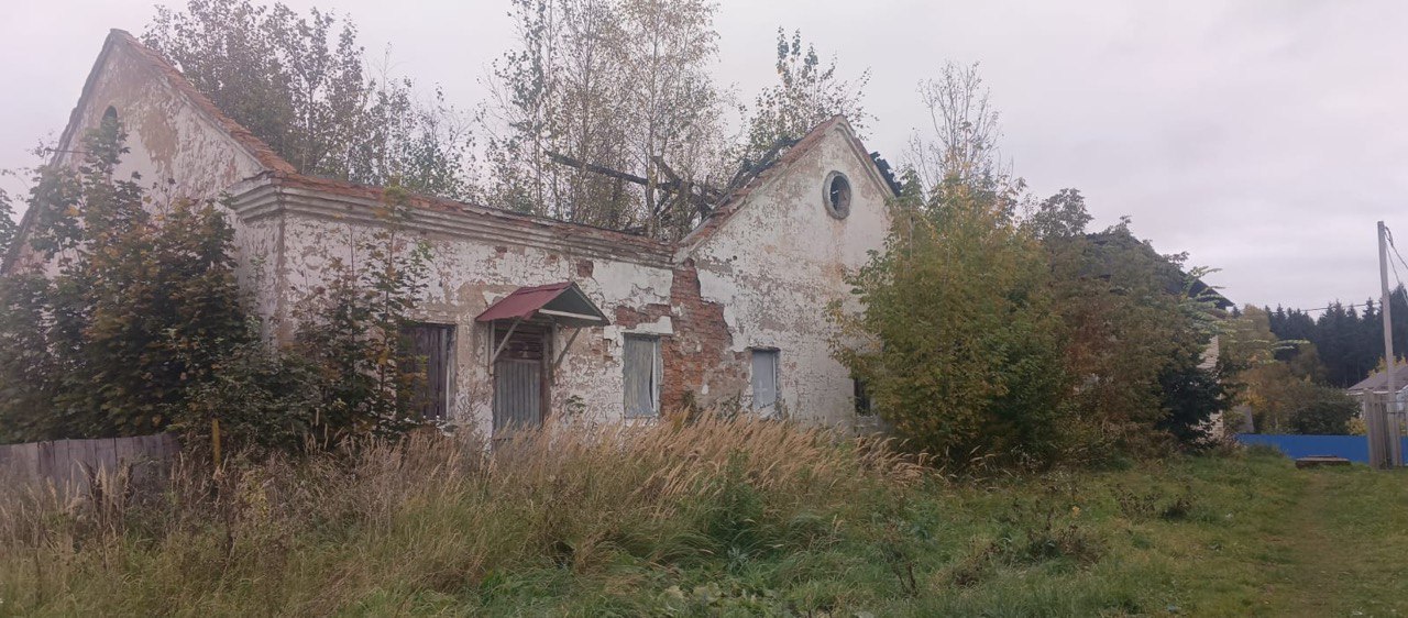 Продажа нежилого здания 351 кв.м. с земельным участком 1 061 кв.м. в Можайском м.о.