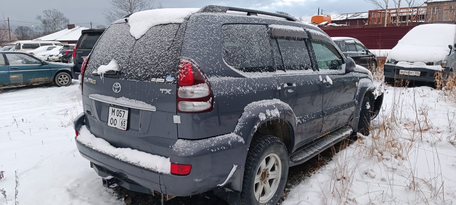 Автомобиль марки “Toyota Land CRUISER PRADO” государственный номер М 057 ОО 65