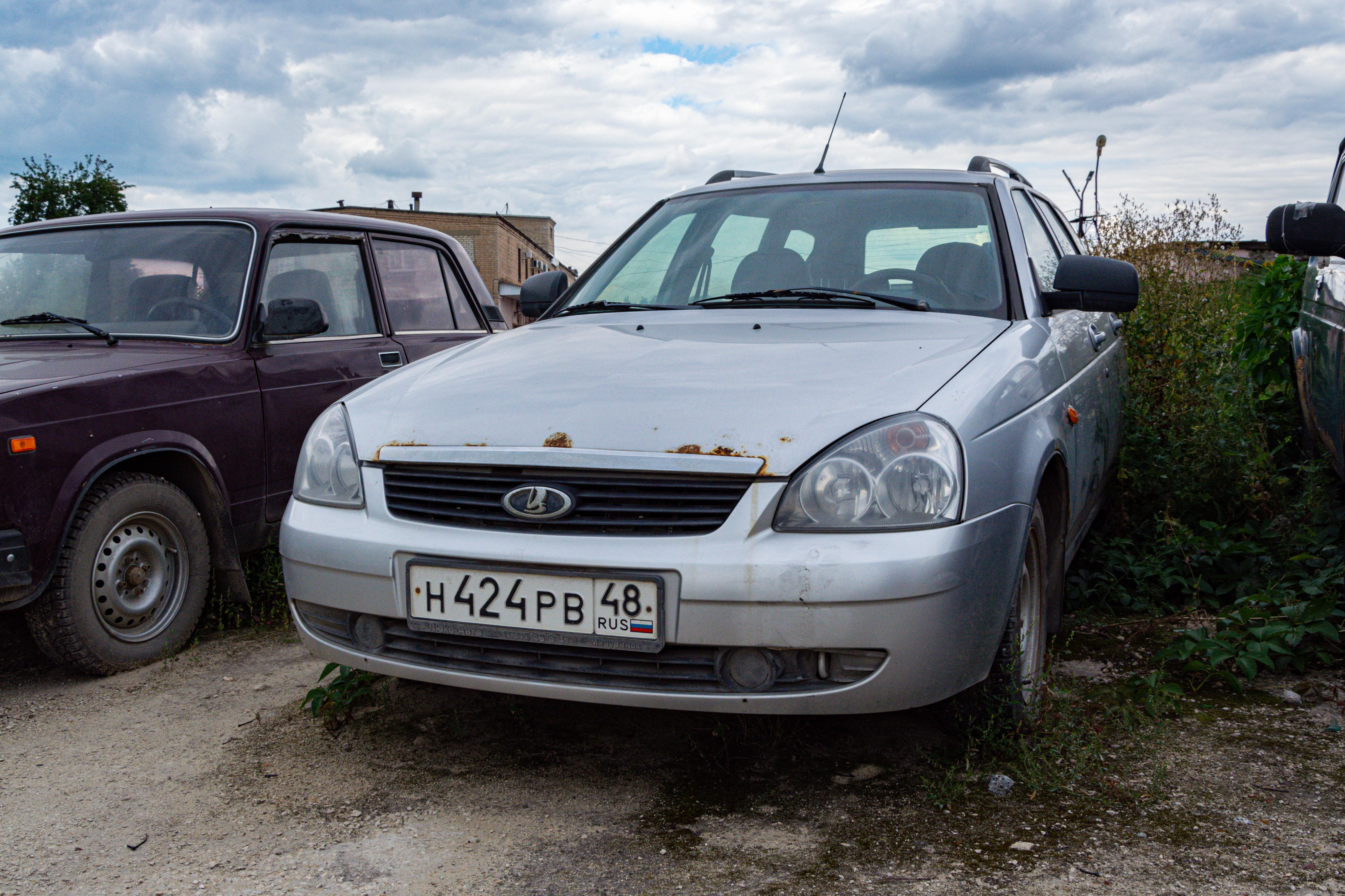 Легковой автомобиль марка, модель ТС: LADA, 217130 LADA PRIORA, 2012 года выпуска, идентификационный номер (VIN): XTA217130С0078115, модель, № двигателя: 21126, 2889388, цвет кузова – светло-серебристый металл.
