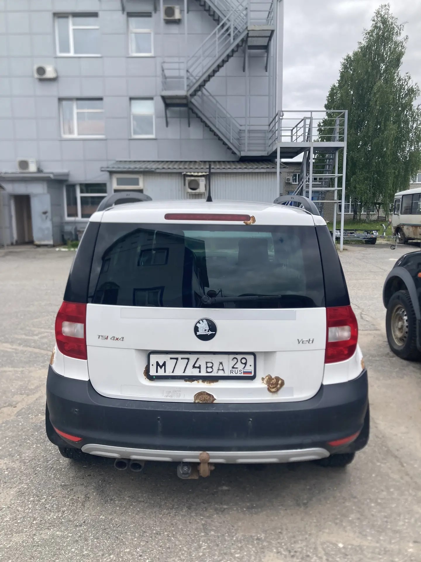 Транспортное средство Skoda Yeti, 2013 года выпуска, цвет - белый, VIN XW8LB25L5DH713977, государственный номер М774ВА29. (на стоимость сложившуюся по итогам аукциона, будет начислен НДС 22%)