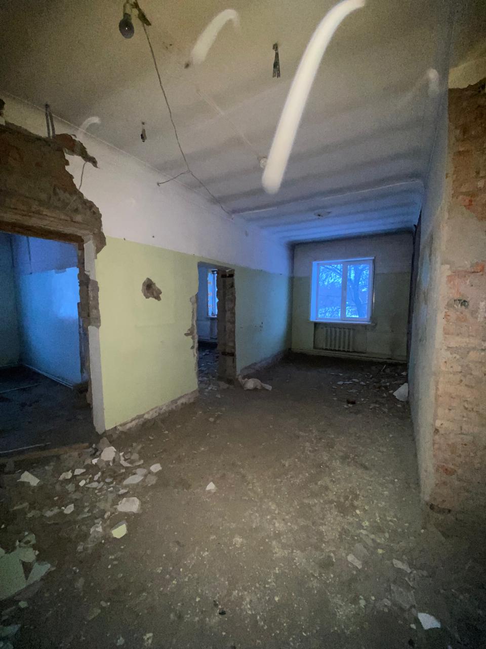 -нежилое помещение общей площадью 1265,8 кв. м, кадастровый номер 42:30:0505008:2111, расположенное по адресу: Кемеровская область - Кузбасс, г. Новокузнецк, ул. Зыряновская, д. 68, помещение 3.
