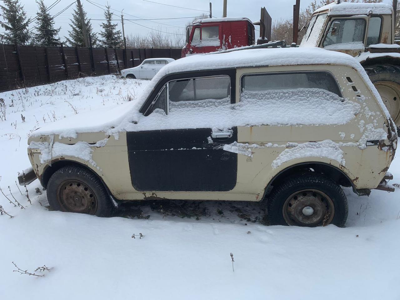 Автомобиль ВА3 2121 государственный регистрационный знак М380РУ74 (годные остатки)