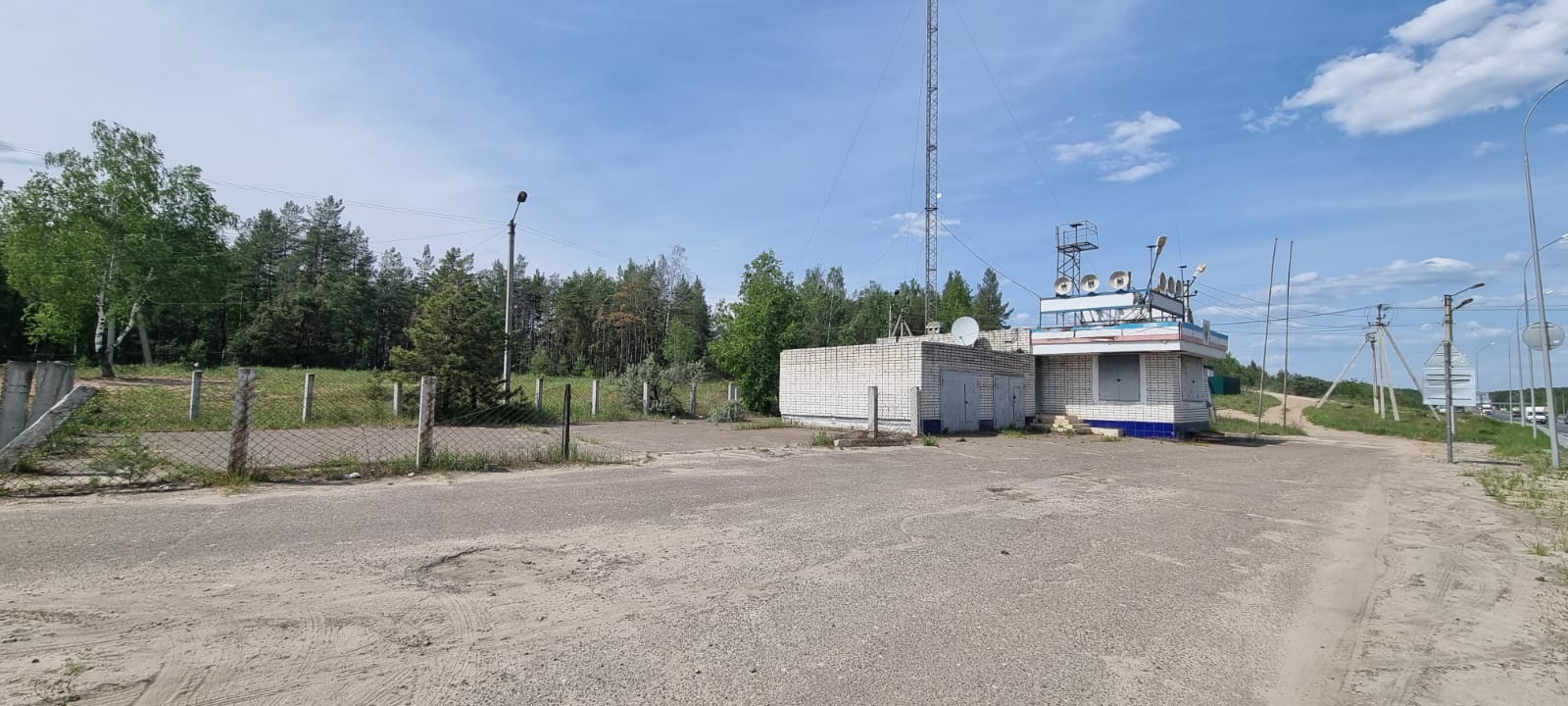 Аукцион в электронной форме по продаже лота - пост ГИБДД «Уржумка» у Чебоксарской ГЭС с кадастровым номером 12:14:0000000:4696 площадью 92,6 кв. м, местоположение: Респ. Марий Эл, Звениговский р-н., в 18 км на север от Чебоксарской ГЭС, а/д "Вятка", г. Чебоксары