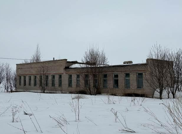 Единый объект недвижимости - здание Зубаировской основной общеобразовательной школы, здание котельной, здание мастерской, уборная и земельный участок