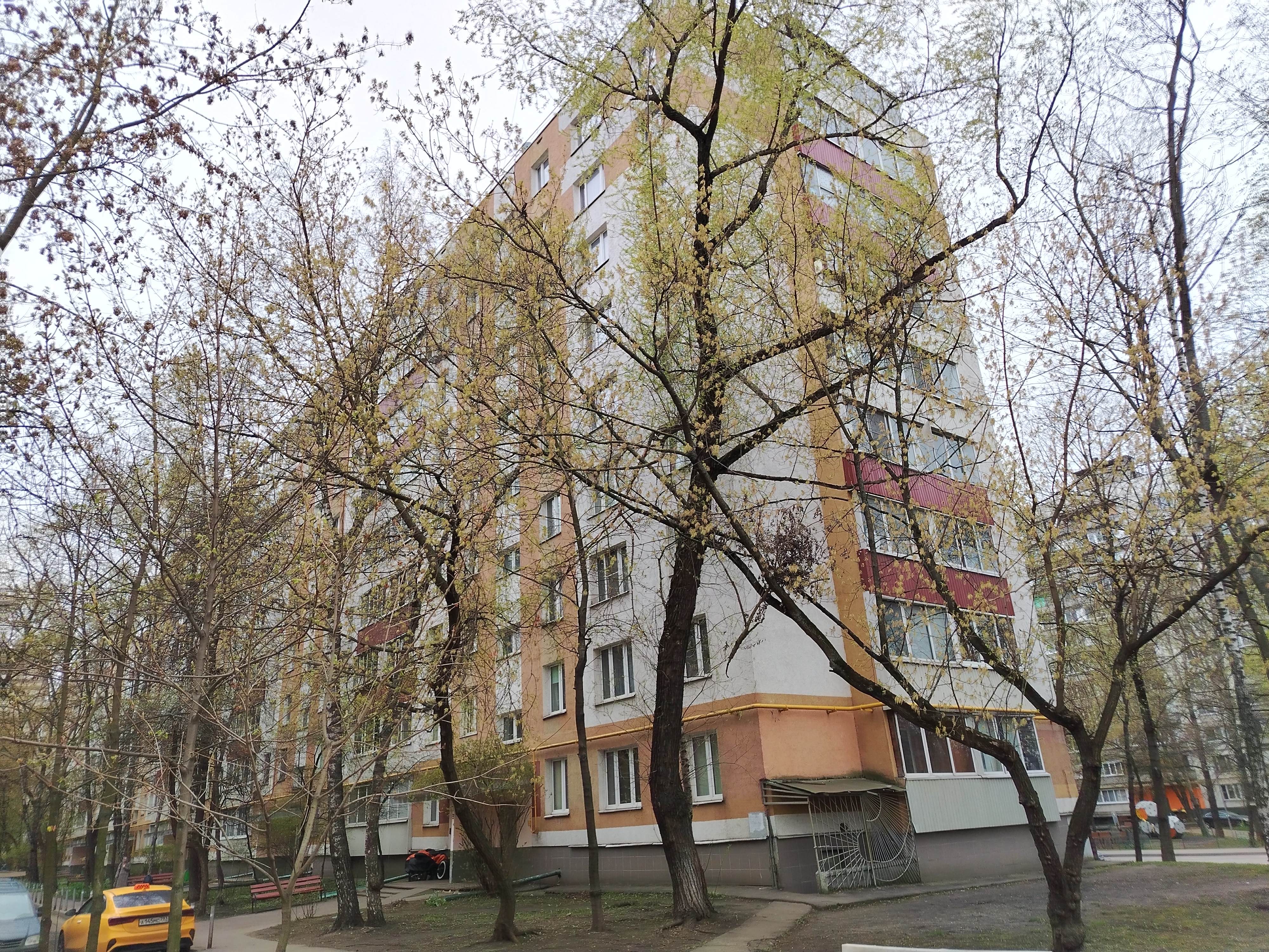 Продажа имущества, находящегося в собственности города Москвы, жилое помещение по адресу: г. Москва, ул. Кухмистерова, д. 12/23, кв. 219, общей площадью 42,5 кв.м, (Этаж № 01), кадастровый номер: 77:04:0003008:5873.