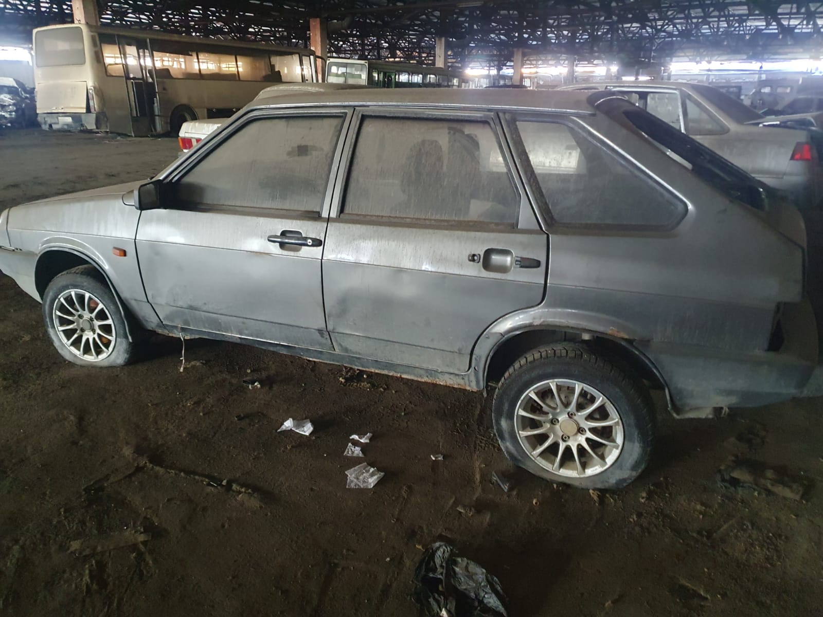 Автомобиль "ВАЗ 21093", г.р.з. К281АХ11, VIN:XTA210930P1290764, 1993 г.в., оригинал ПТС, СТС. (11-006274-1)