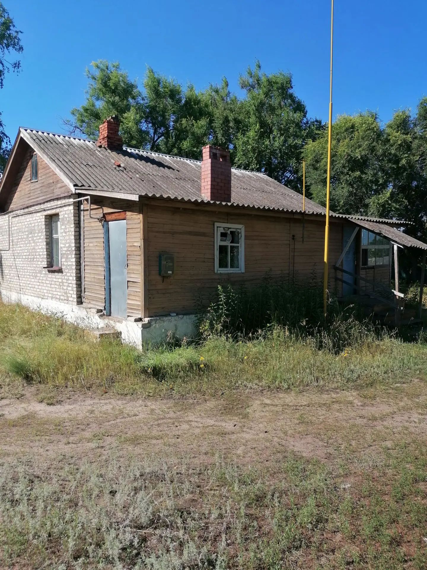 Нежилое здание (к.н. 36:30:0700008:108) - Врачебная амбулатория с земельным участком (к.н. 36:30:0700006:80)