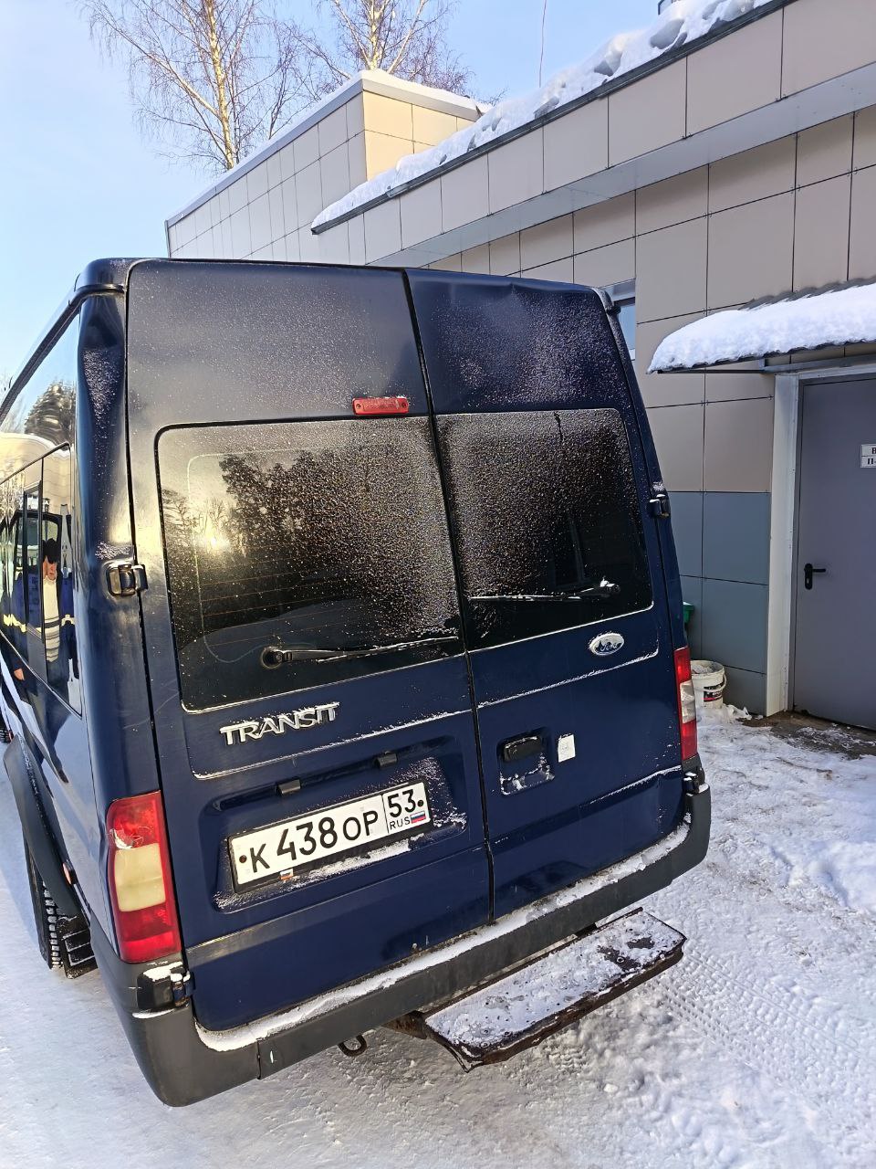FORD TRANSIT BUS, регистрационный знак K 438 OP 53