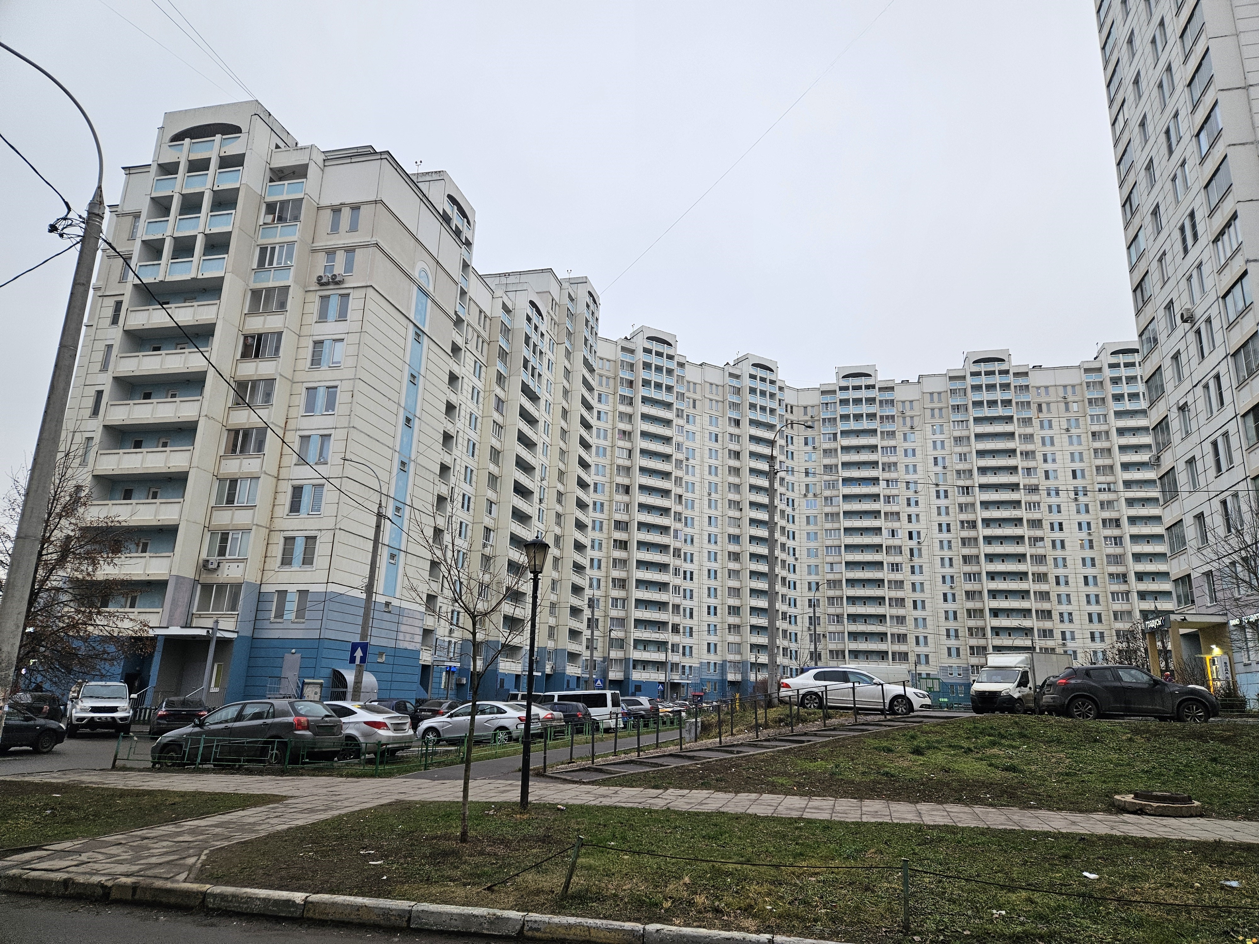 Продажа имущества, находящегося в собственности города Москвы: жилое помещение по адресу: Московская обл., г. Подольск, ул. 43 Армии, д. 23, кв. 21, общей площадью 70,3 кв. м. (Этаж № 8), кадастровый номер: 50:55:0030620:1071