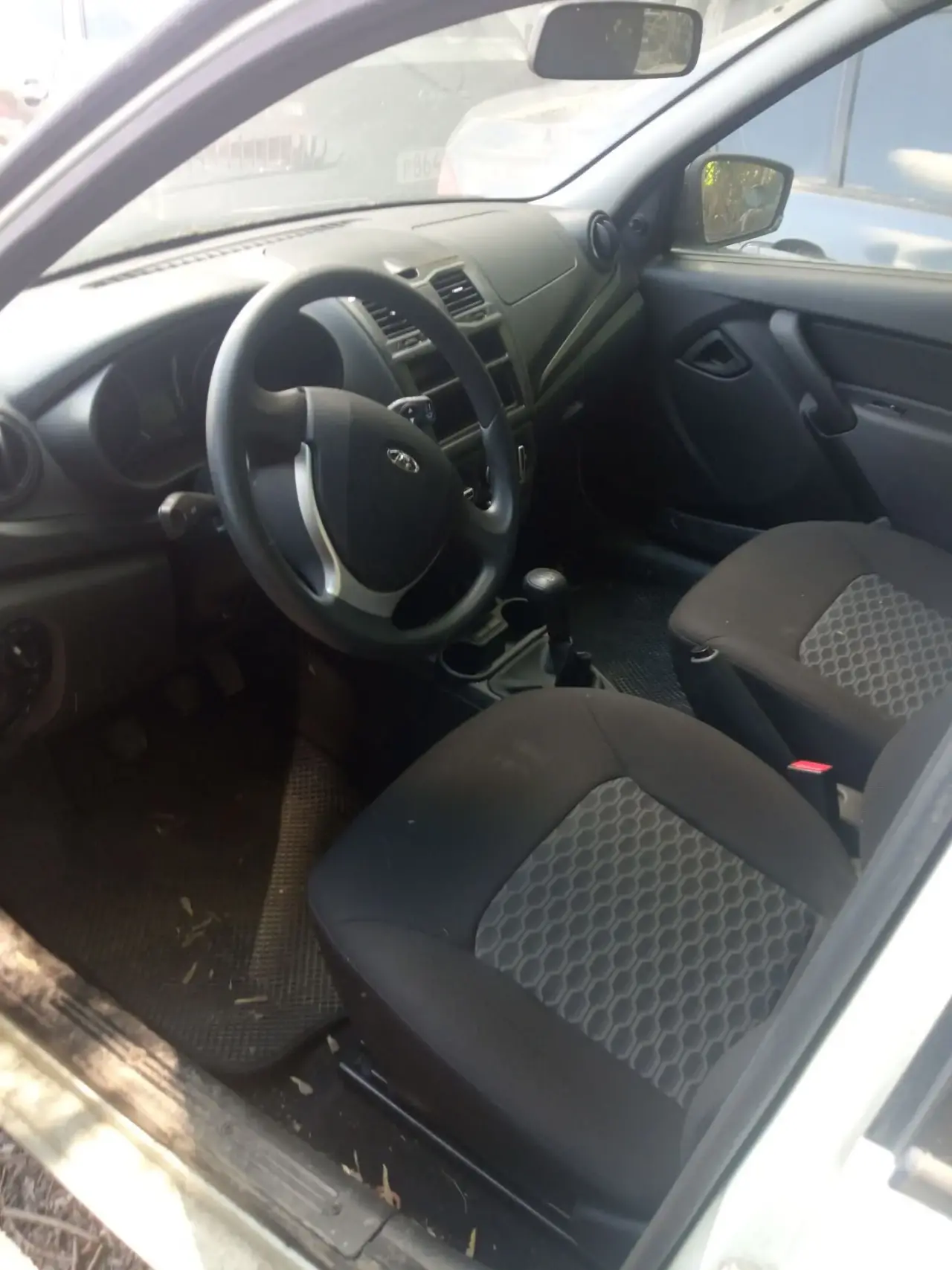 Легковой автомобиль LADA GRANTA, 2021 г.в., г/н: В798АХ774, VIN: ХТА219040М0799108, цвет – белый (залог, повтор)