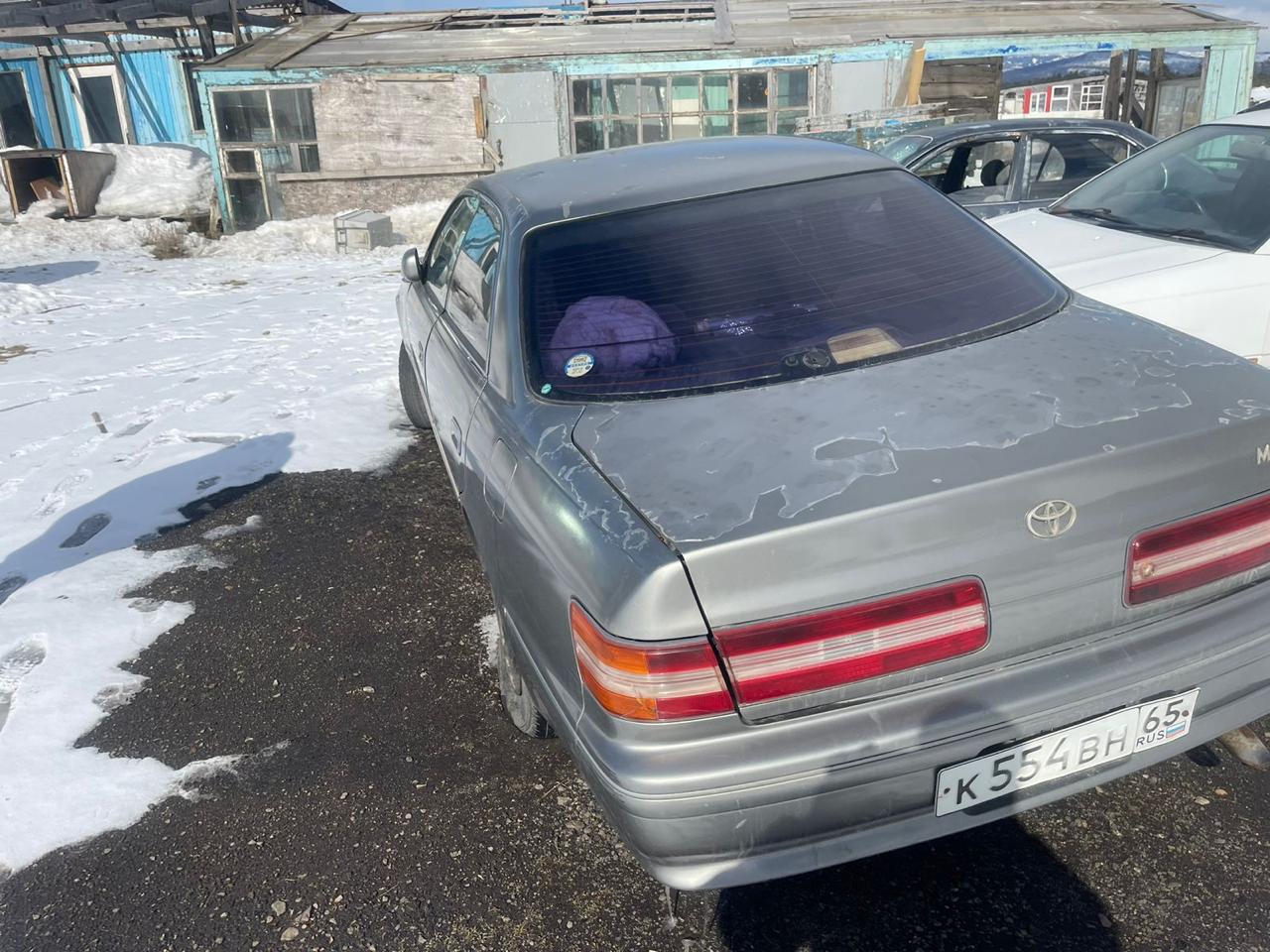 Автомобиль марки “Toyota Mark 2” регистрационный номер К 554 ВН 65