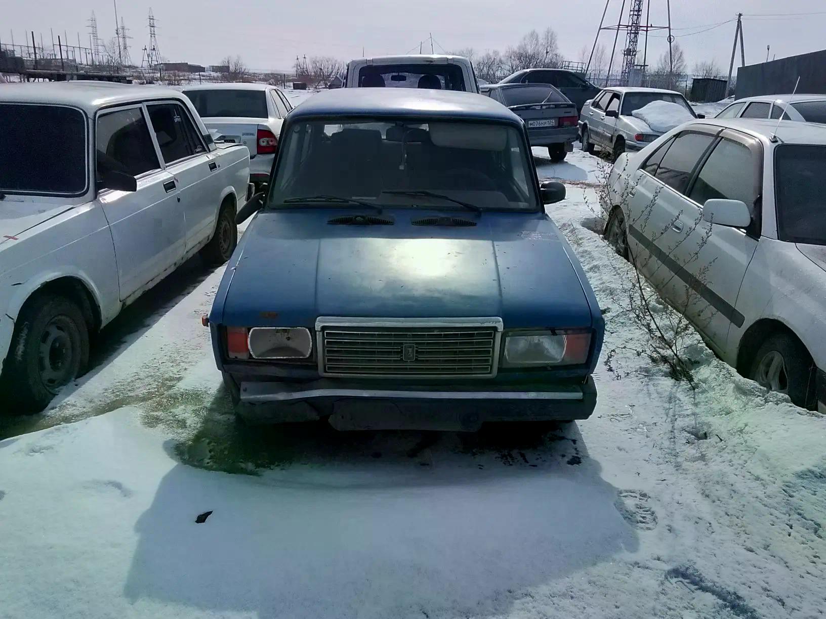 Автомобиль ВАЗ 21070, г/н А295ЕС124, 2004 г.в., VIN XTA21070041940249, двигатель № 7598984, цвет синий, комплектность и состояние не проверялась данное имущество обращено в доход государства, находится в г. Канск (Документы и ключи отсутствуют)