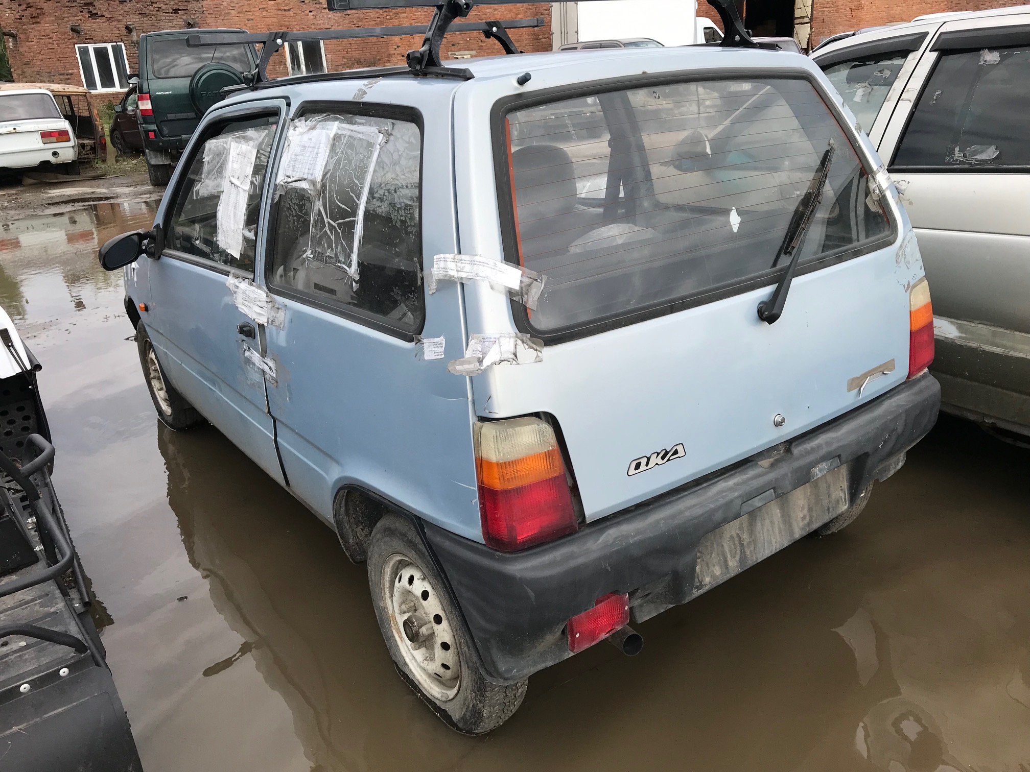 Автомобиль ВАЗ 111130, 2004 г.в., VIN: XTC11113040296705 (ключи в наличии, документы отсутствуют); ВАЗ 21074, г.в. 2007, VIN: XTA21074072592437 (документы, ключи отсутствуют) ; ВАЗ-210600 г.в. 2001, VIN: X7D21060020080732 (документы в наличии, ключи отсутствуют); ВАЗ-21074, 2004 г.в., кузов 1869373,VIN XTA21074041869373 (ключи, документы в наличии); ВАЗ 21124, 2005 г.в., VIN: XTA21124060351304 (ключи в наличии, документы отсутствуют)