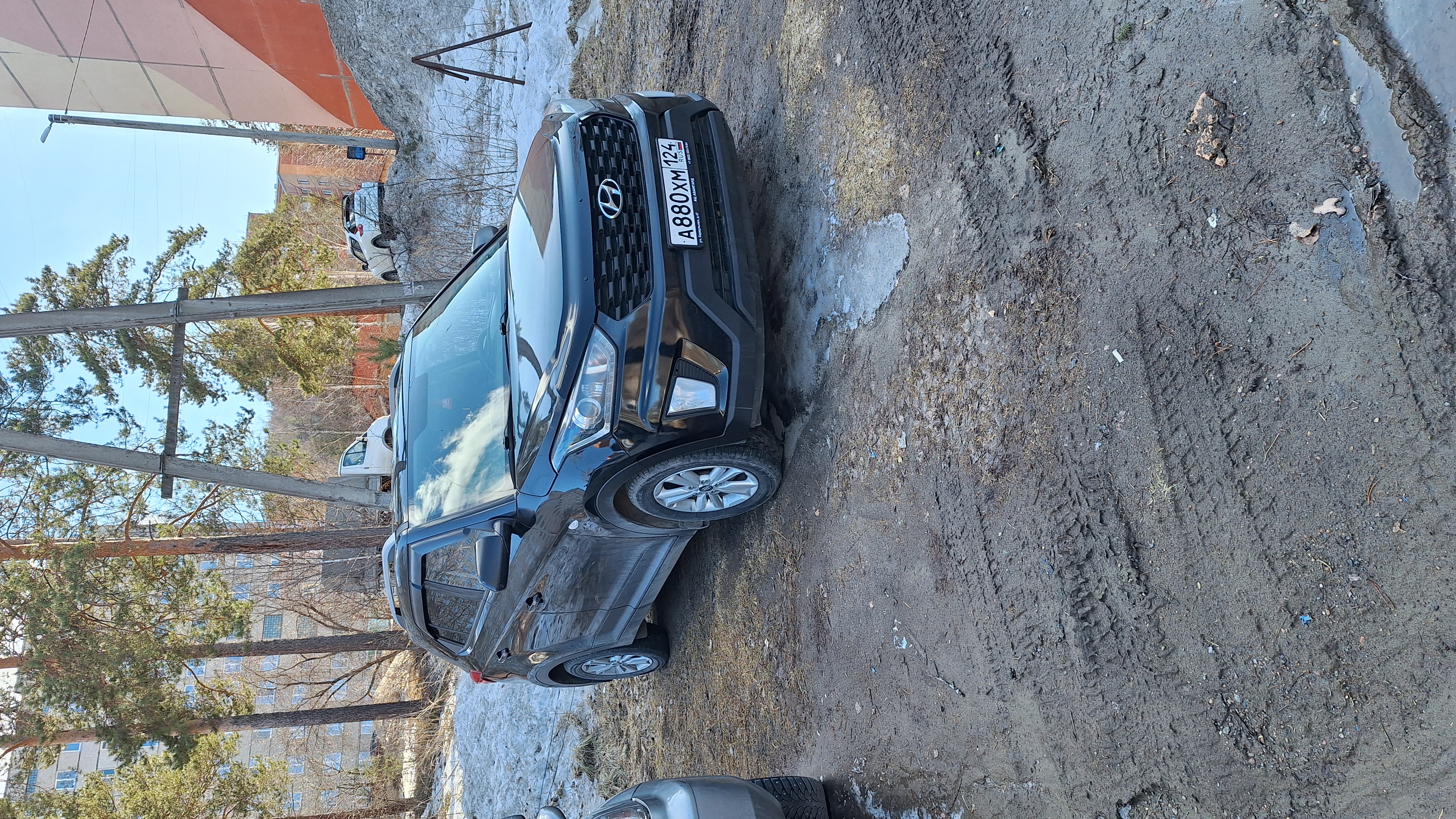 Легковой автомобиль универсал Hуundai Creta, 2020г.в., г/н A880XМ24, VIN Z94G2811BMR254780, номер кузова Z94G2811BMR254780, номер двигателя G4FGKW602096 цвет черный. Начальная цена продажи 1 339 897,50 руб. Задаток 201000 руб.