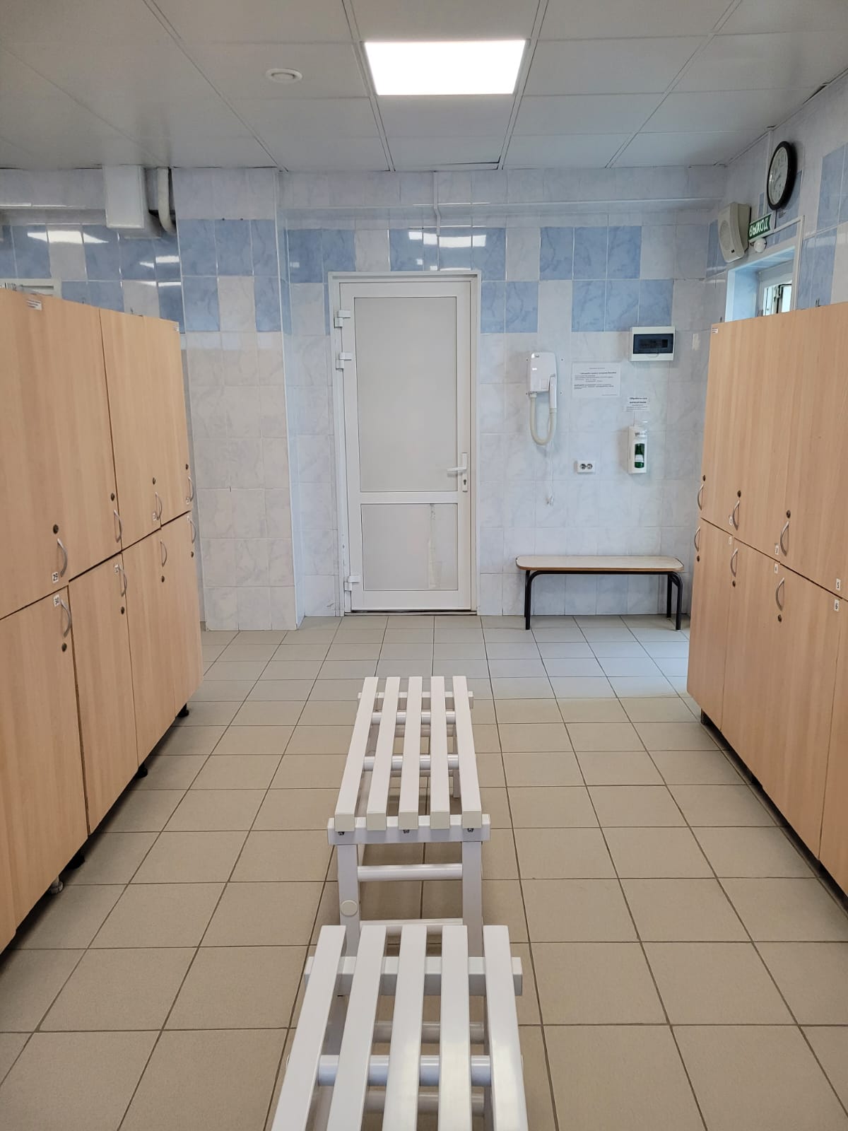 Право заключения договора аренды части нежилых помещений площадью 106,0 кв.м (на 2 этаже 3-х этажного здания по адресу: г. Новосибирск, ул. Аксёнова, 38), находящихся в муниципальной собственности и закрепленных на праве оперативного управления