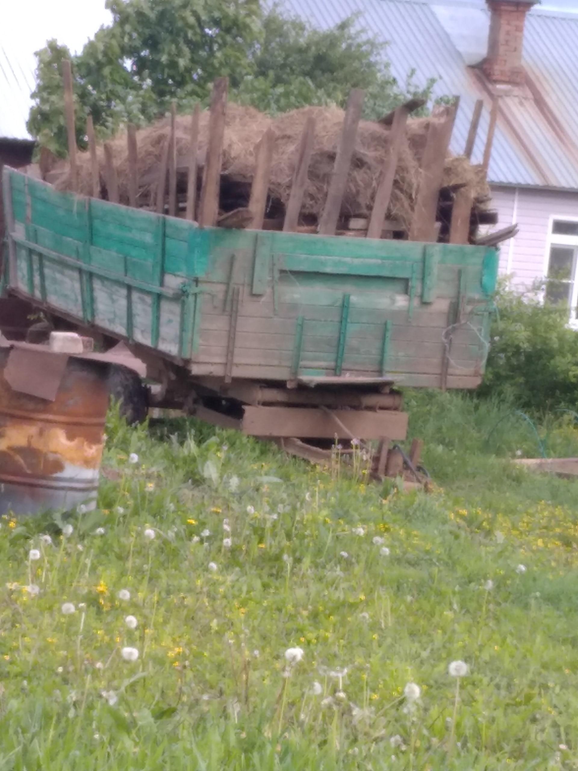 Прицеп тракторный 2ПТС-4