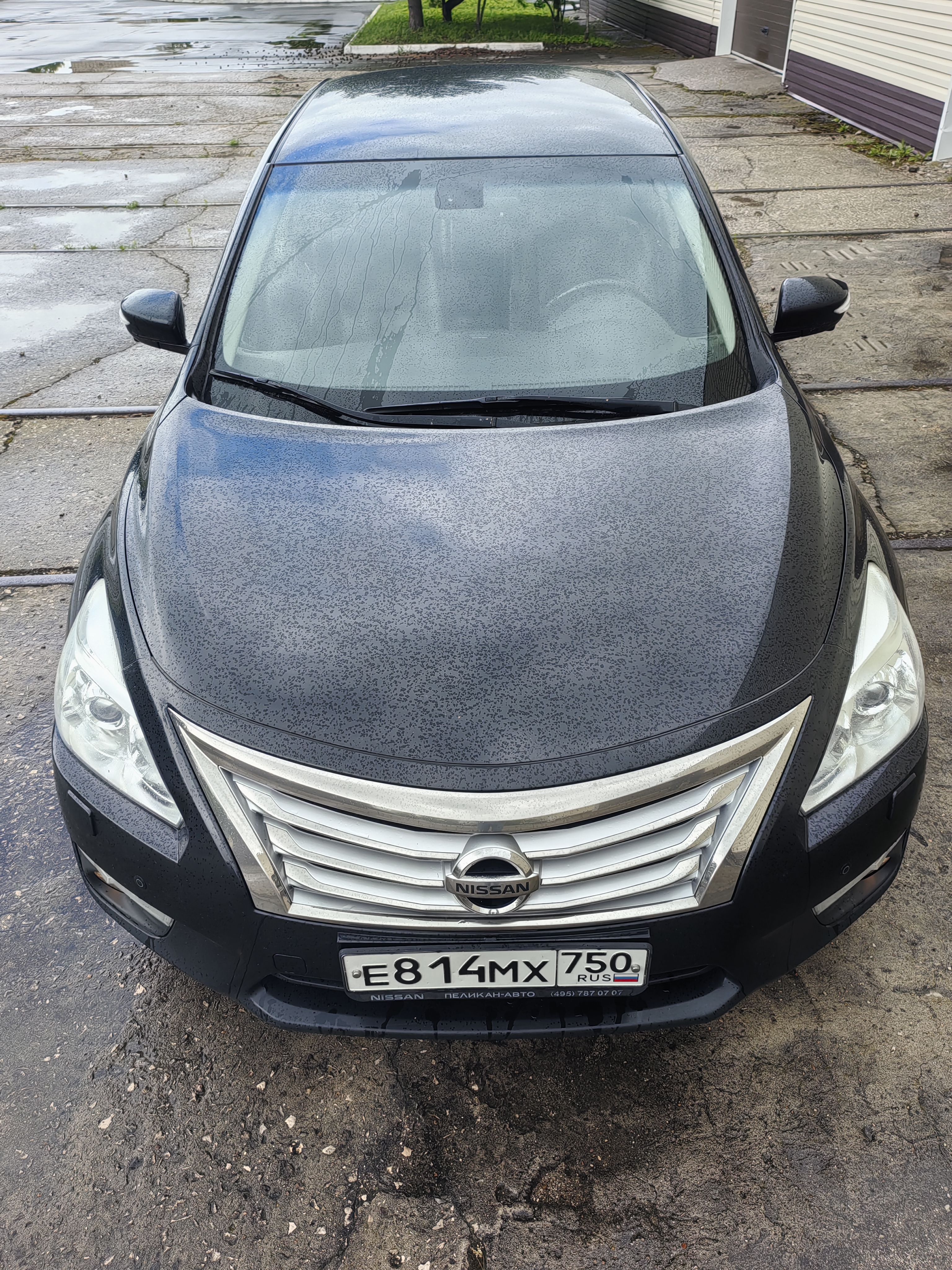 Транспортное средство Nissan Teana
