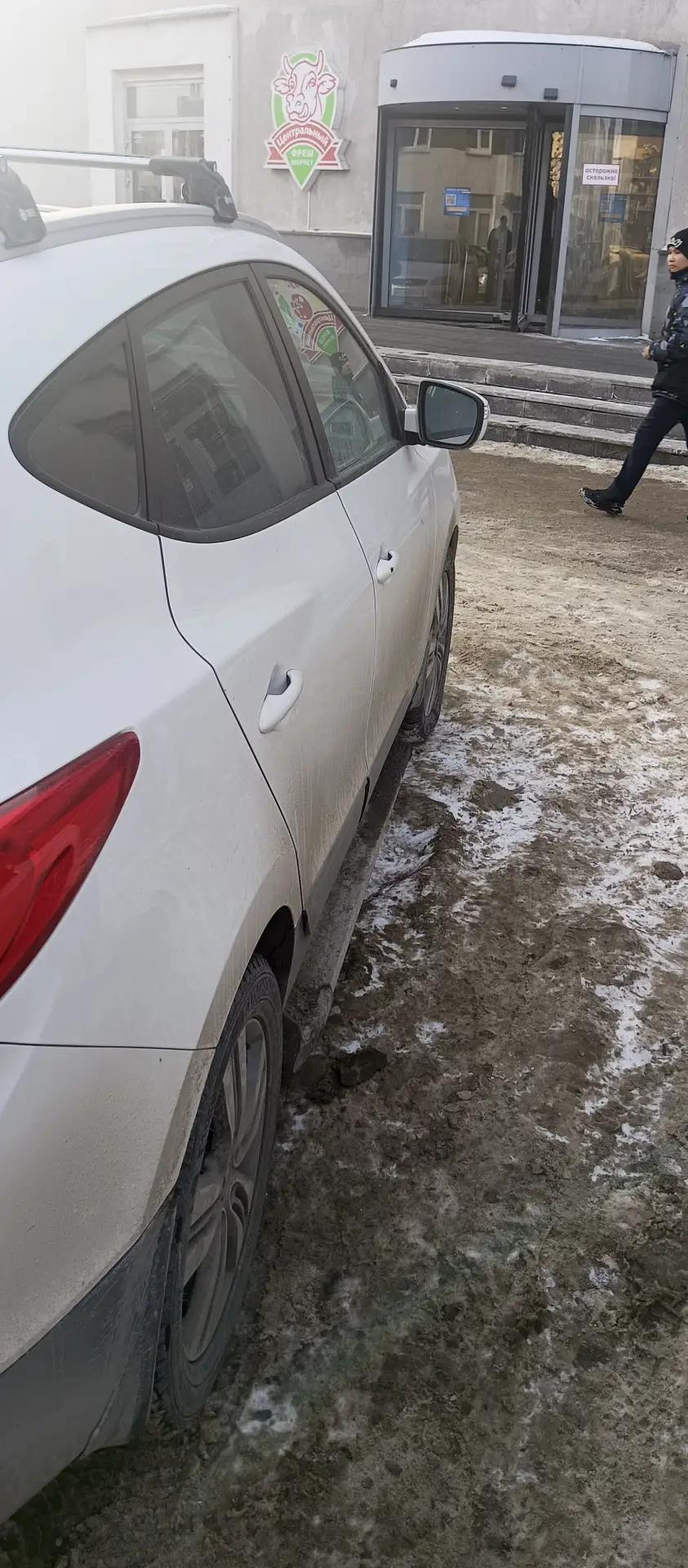Автомобиль Hyundai ix35, 2013 г.в., г/н К419ХТ702, идентификационный номер (VINTMAJU81EDEJ515756),