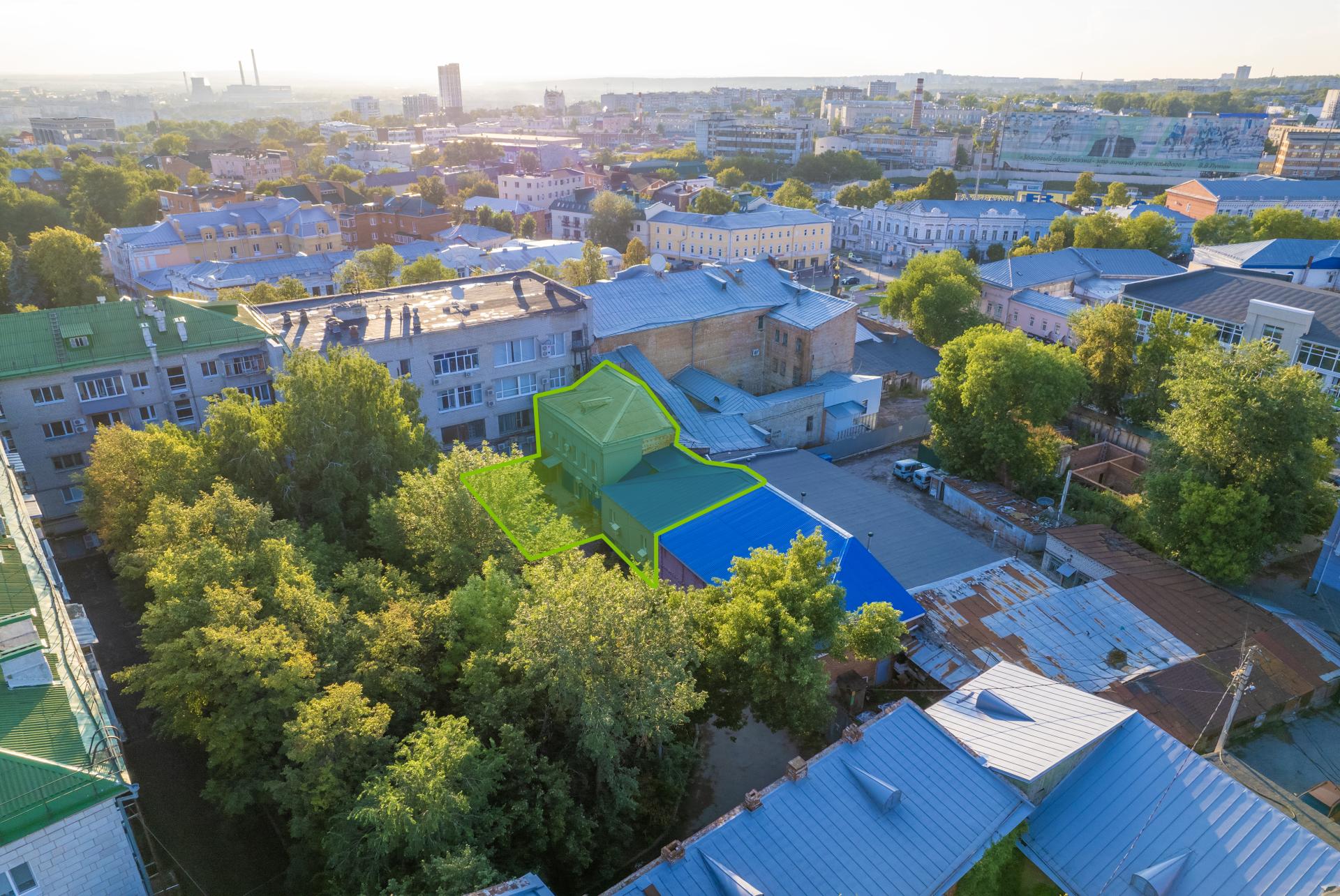 Продажа находящихся в федеральной собственности объектов недвижимого имущества: здания площадью 150 кв. метров (кадастровый номер 73:24:041903:610), по адресу: Российская Федерация, Ульяновская область, г.о. город Ульяновск, г. Ульяновск, ул. Гончарова, д. 24.2, одновременно с земельным участком площадью 212 кв. метров, на котором расположено такое здание; нежилого помещения площадью 62,4 кв. метра (кадастровый номер 73:24:041903:774).