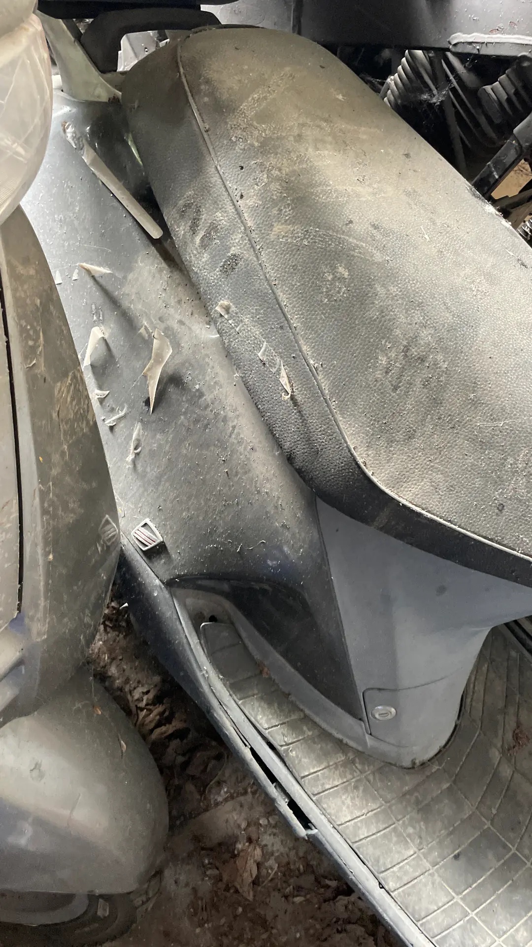 Мопед марки (Honda Lead), год выпуска не установлен, без государственного регистрационного знака, рама № AF 20-1228574.