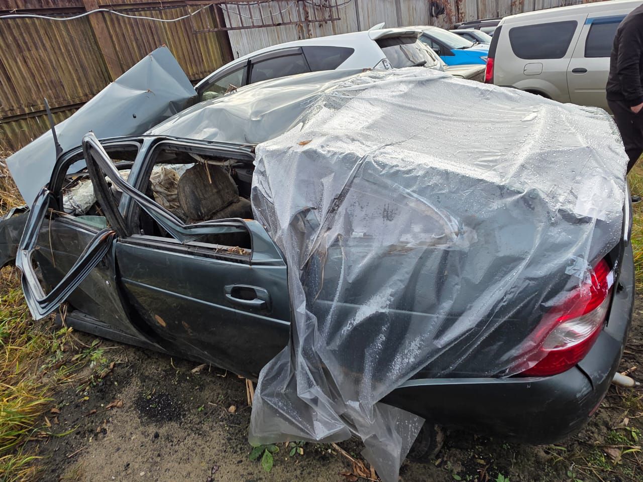 Единый лот: 1. Годные остатки автомобиль марки Lada 217230 Lada Priora, гос.знак Н956УМ/12 2009г.в., VIN XTA21723090075044; 2.Годные остатки Автомобиль марки «Kia SLS Sportage», с гос.рег.знаком, В343XM12 (VIN XWEPB811AD0002144; 3. Годные остатки Автомобиль марки ВАЗ-211540, LADA SAMARA, с гос.рег.знаком А 250 МК 152 RUS. Полная информация в извещении от 17.08.2026