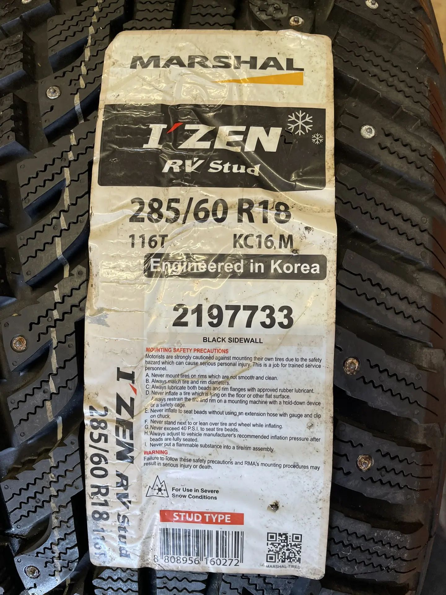 Автомобильная зимняя шина Marshal Izen-RV Stud 285/60 R18