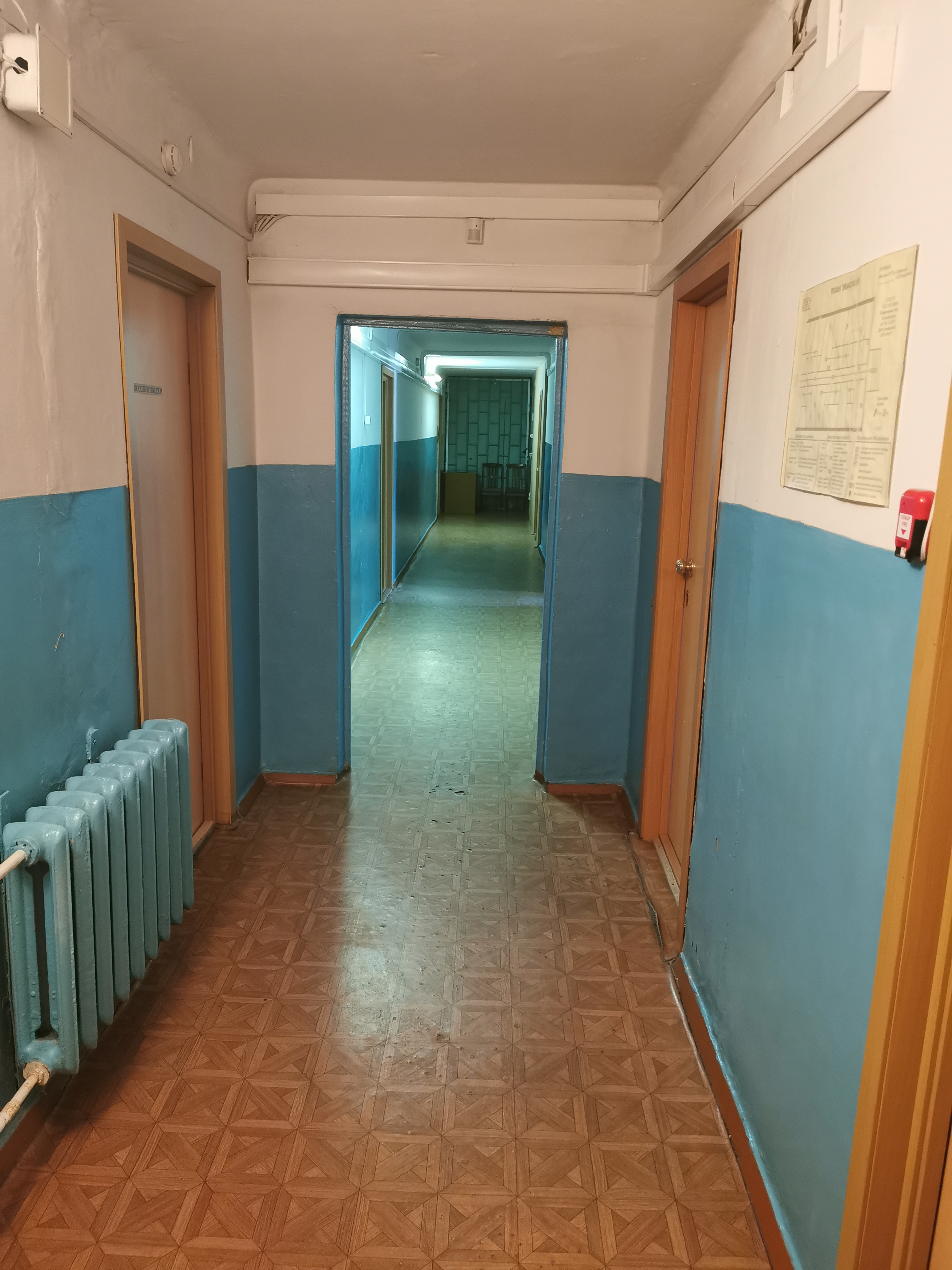 помещение площадью 224 кв.м с кадастровым номером 22:66:010101:3228, РНФИ П13220004639 по адресу: Алтайский край, г Заринск, ул Металлургов, д 20
