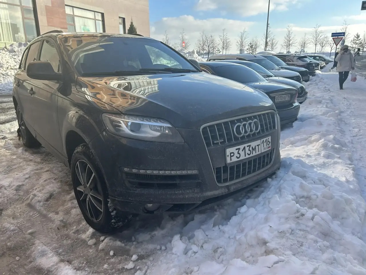 16. Автомобиль легковой; AUDI Q7; 2010 г.в.; г/н Р313МТ116; VIN XW8ZZZ4LXBG000284. (1378, ИП Артемьев В.А.). Начальная стоимость без учета НДС 1 352 100,00 рублей.
