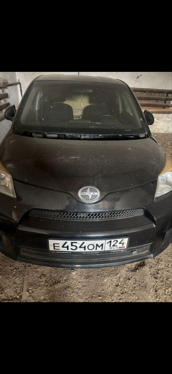 Автомобиль Тойота SCION XD г/н Е454ОМ124, 2007г.в, VIN JTKK010428J002708, отсутствует двигатель, цвет черный зап части двигателя в багажнике, комплектность и состояние не проверялась данное имущество обращено в доход государства, находится в г. Канск (Документы и ключи отсутствуют)