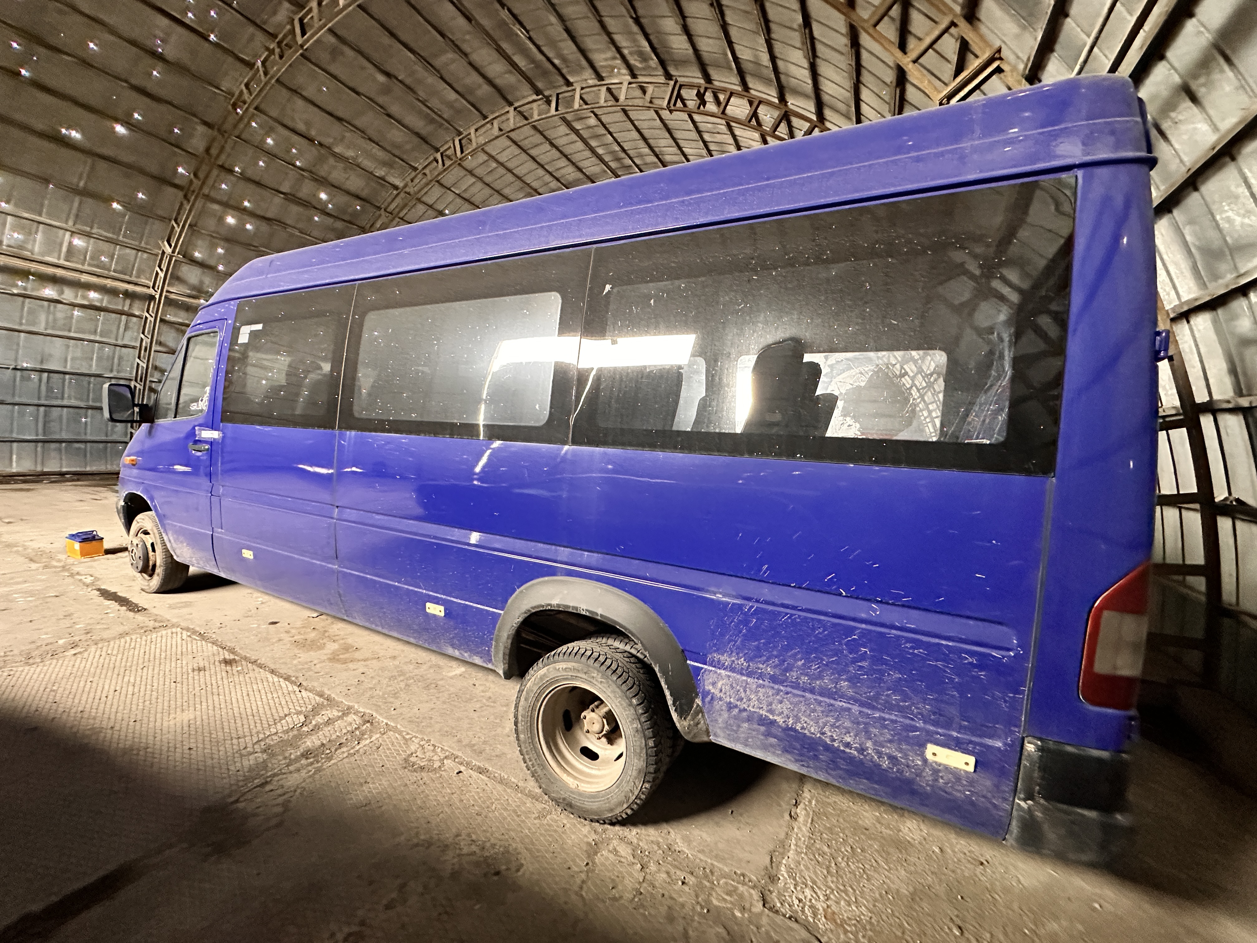 Автомобиль «Mersedes Benz» модель «410 D»,1998 года выпуска, государственный регистрационный номер «О211ЕУ180», VIN:WDB9044632P815559