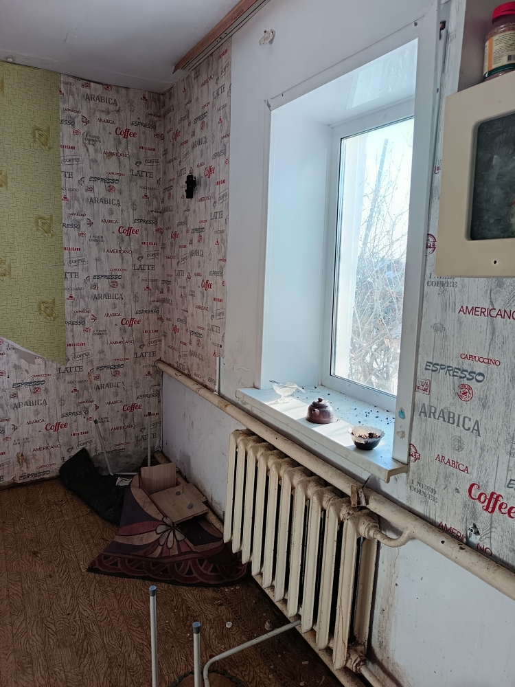 Квартира, назначение: жилое, этаж 1, площадь 37,2 кв.м., кадастровый номер 75:27:140111:59, по адресу: Забайкальский край, муниципальный округ Тунгокоченский, поселок городского типа Вершино-Дарасунский, ул. Лазо, д. 1, кв.3
