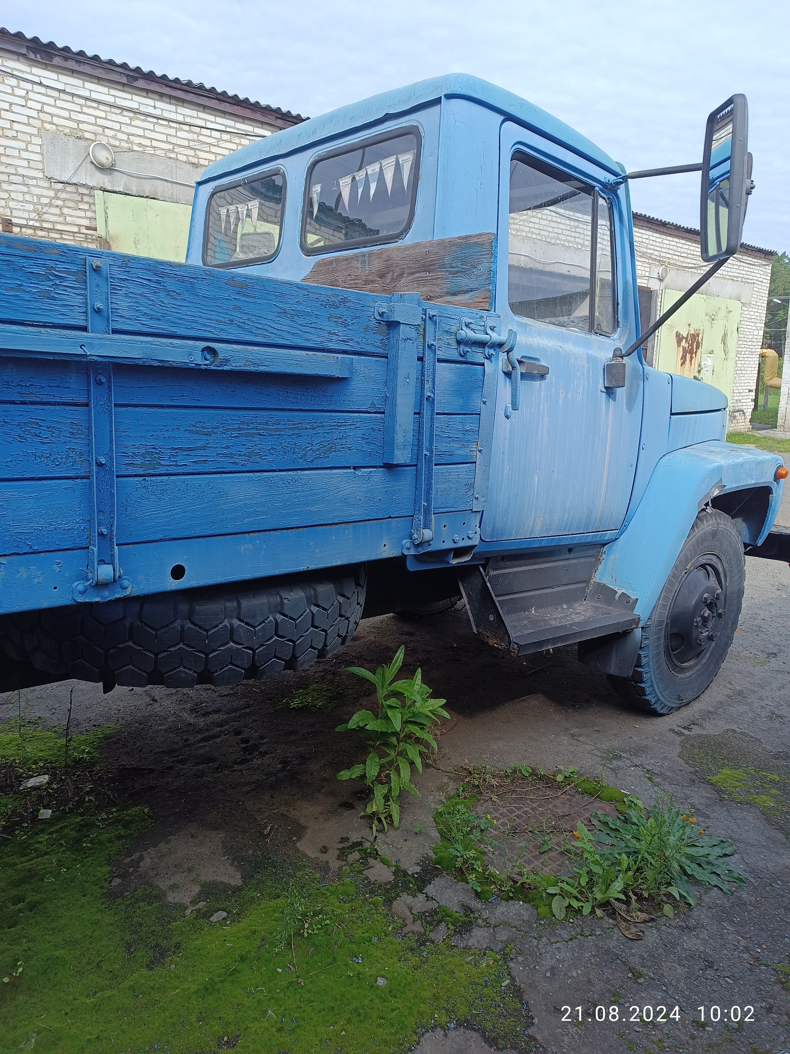 Грузовой бортовой автомобиль ГАЗ 3307, идентификационный номер (VIN) отсутствует, год выпуска 1992