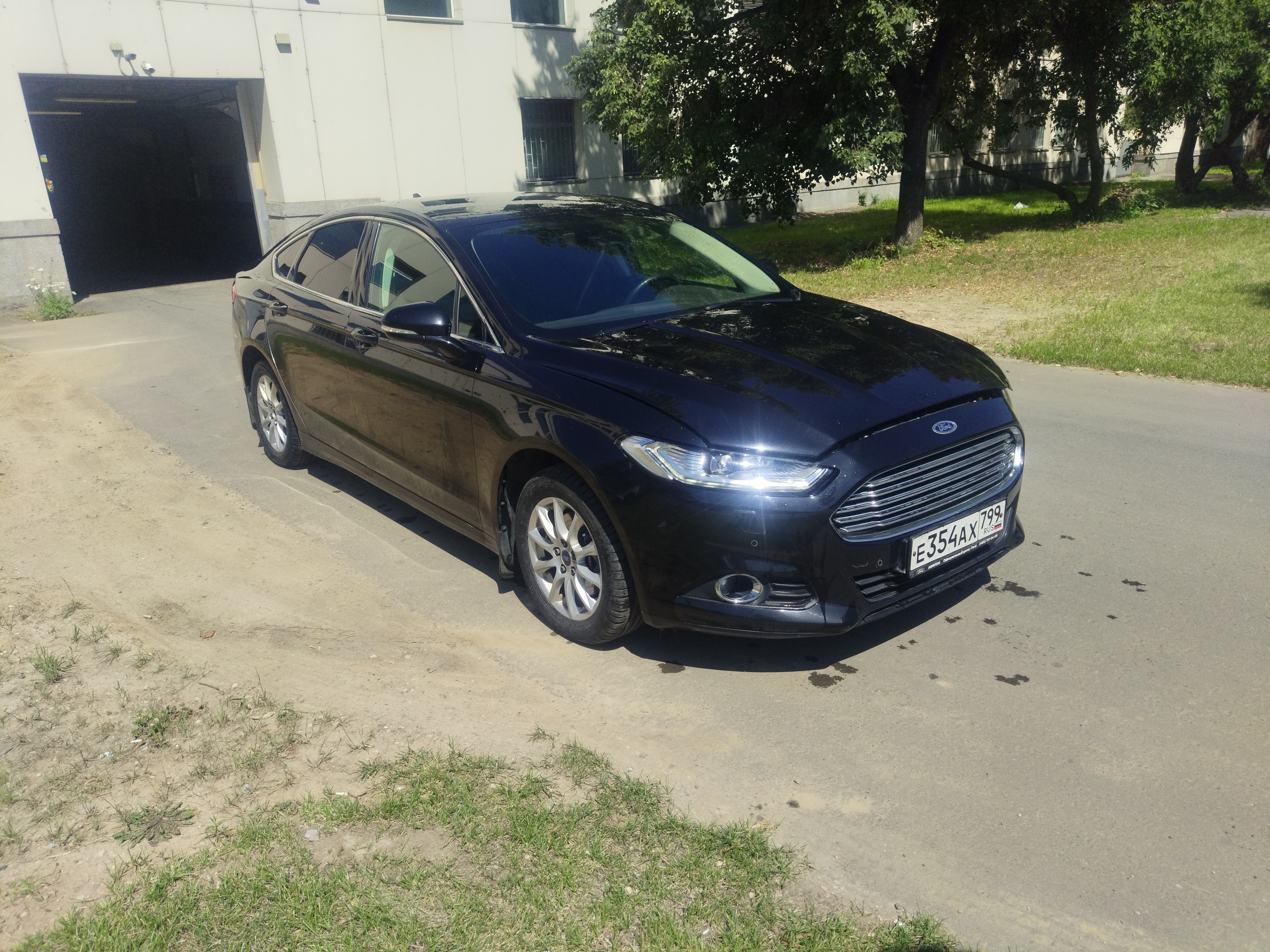 Продажа транспортного средства Легковые автомобили Ford Mondeo (VIN) Z6FDXXEECDHA35652