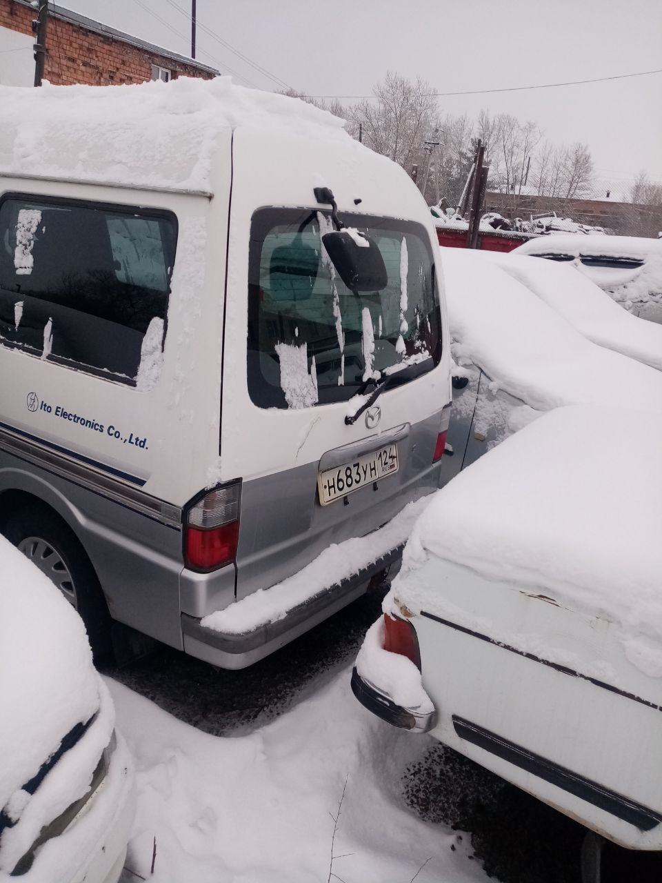 Автомобиль МАЗДА БОНГО, г/н Н683УН124, 2004г.в., № кузова SK82-M302454. Рабочее состояние, и комплектность автомобиля не проверялось. Находится в Краснотуранском районе, данное имущество обращено в доход государства (Документы, ключи отсутствуют) (2345/25)