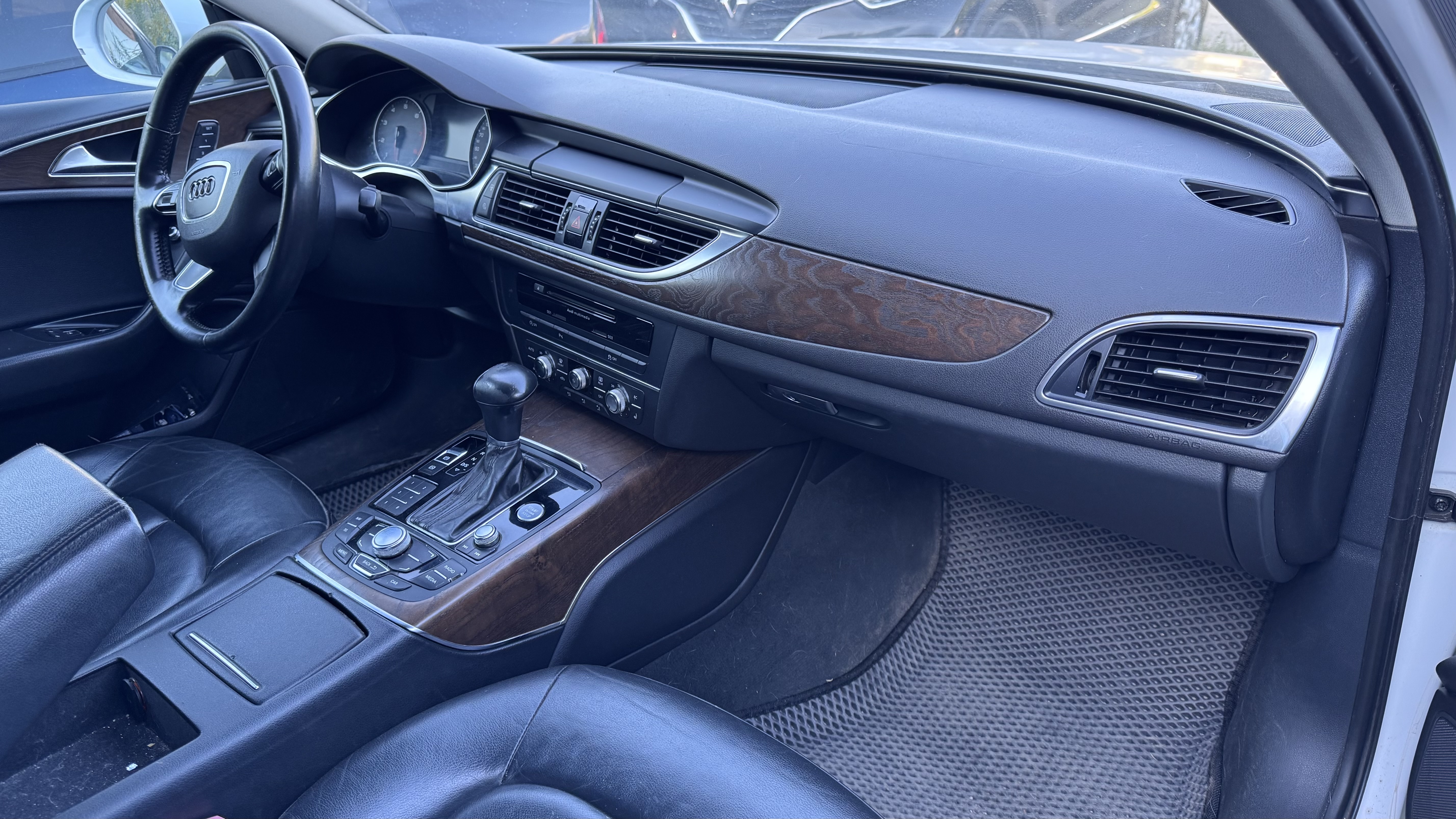 АМТС AUDI А6, 2013 г.в., г/н Е777ОК21, VIN WAUZZZ4G0EN010995, белого цвета