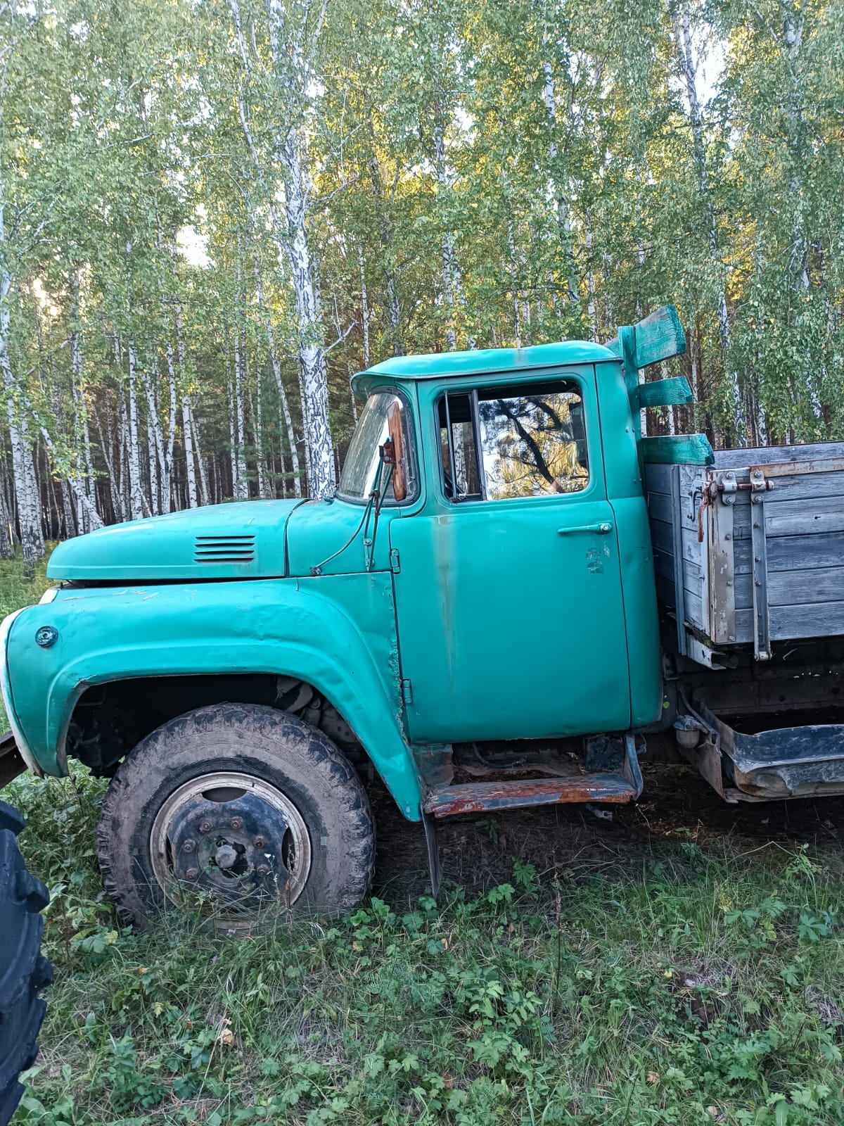 Автомобиль "ЗИЛ-130", без гос. номера