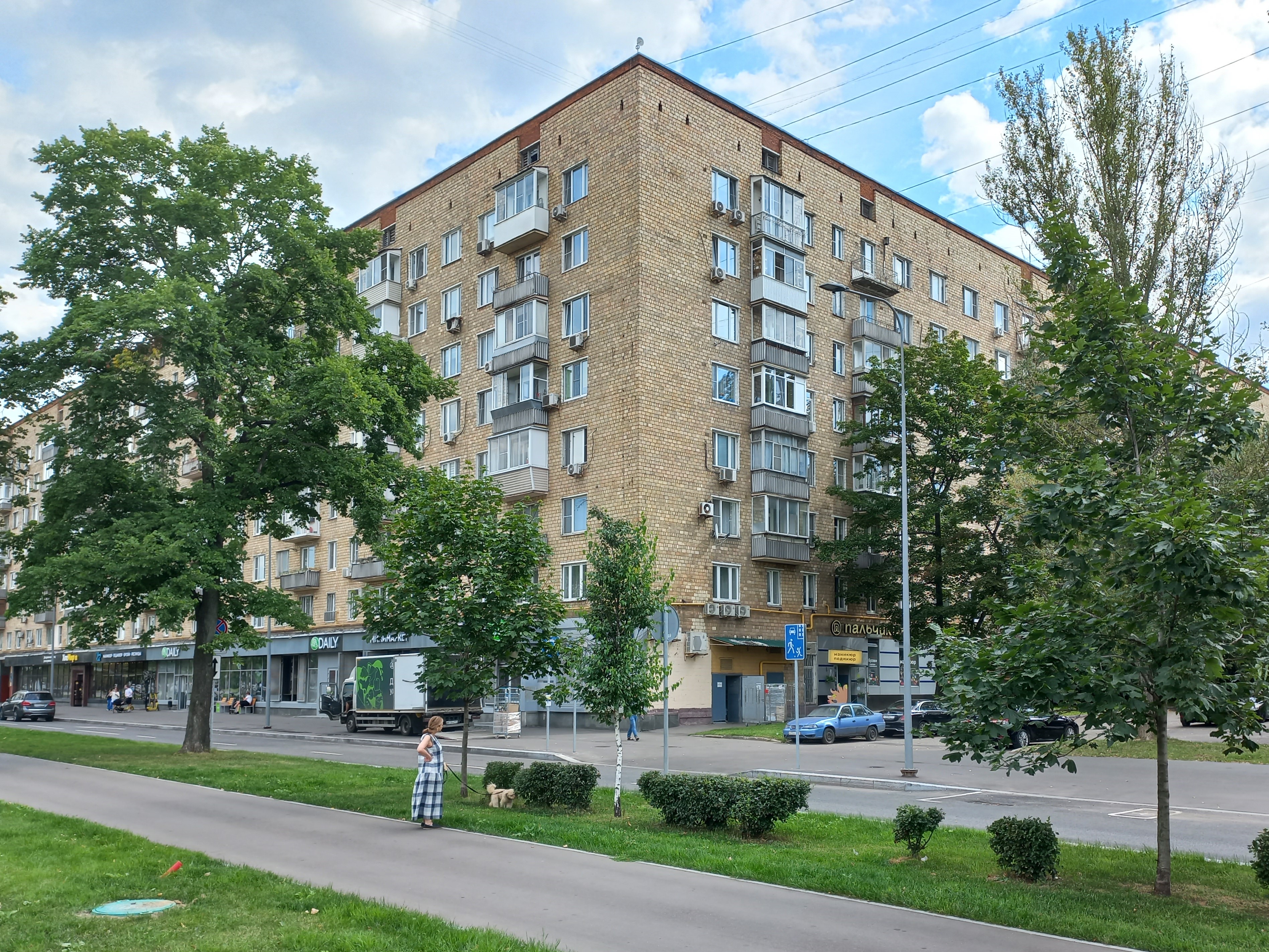 Продажа имущества, находящегося в собственности города Москвы, жилое помещение по адресу: г. Москва, Ленинский проспект, д. 91, кв. 143, ком. 3, площадью 18,3 кв. м (этаж № 5), кадастровый номер: 77:06:0001002:10783