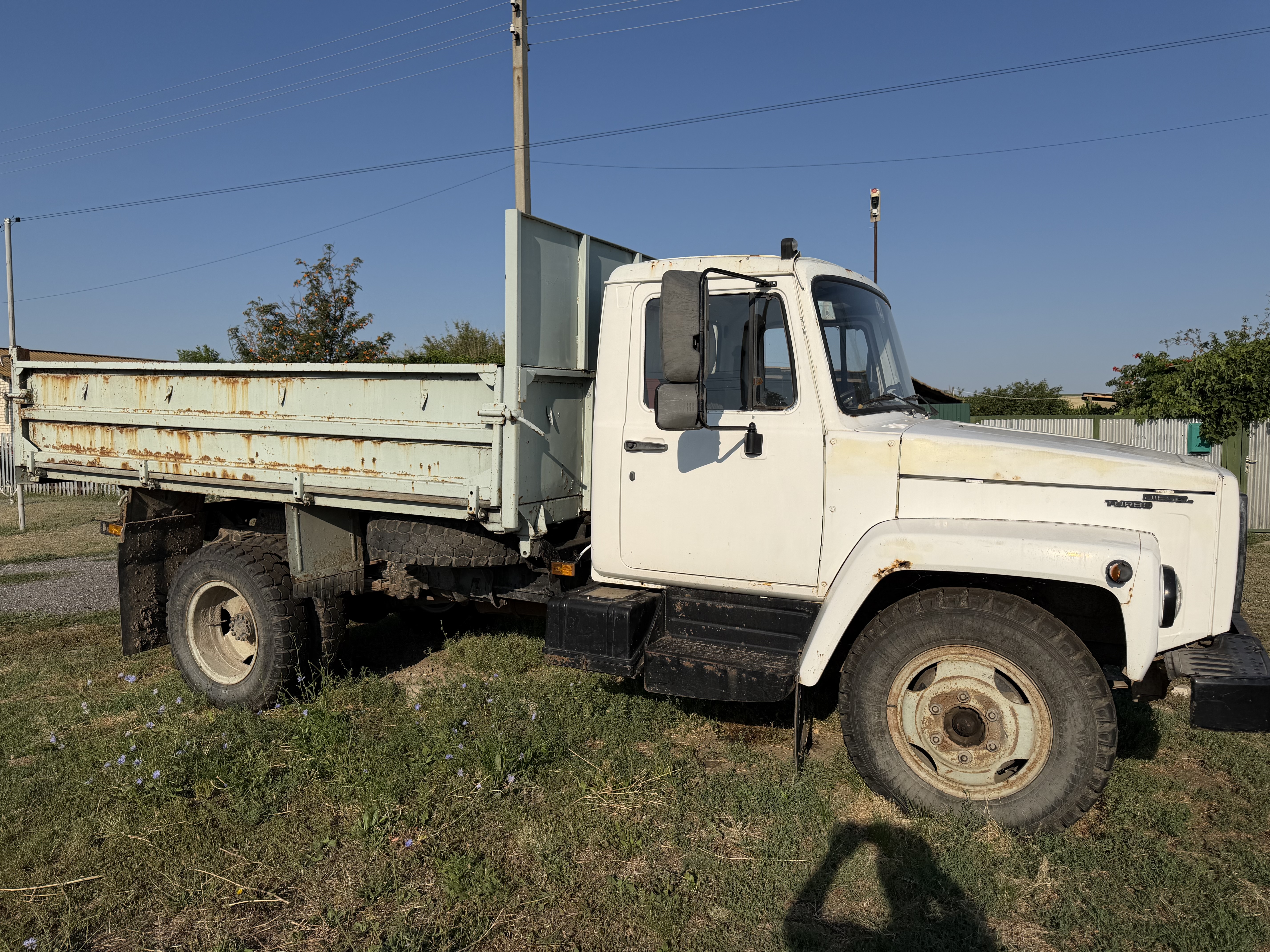 Автомобиль ГАЗ-САЗ-35071